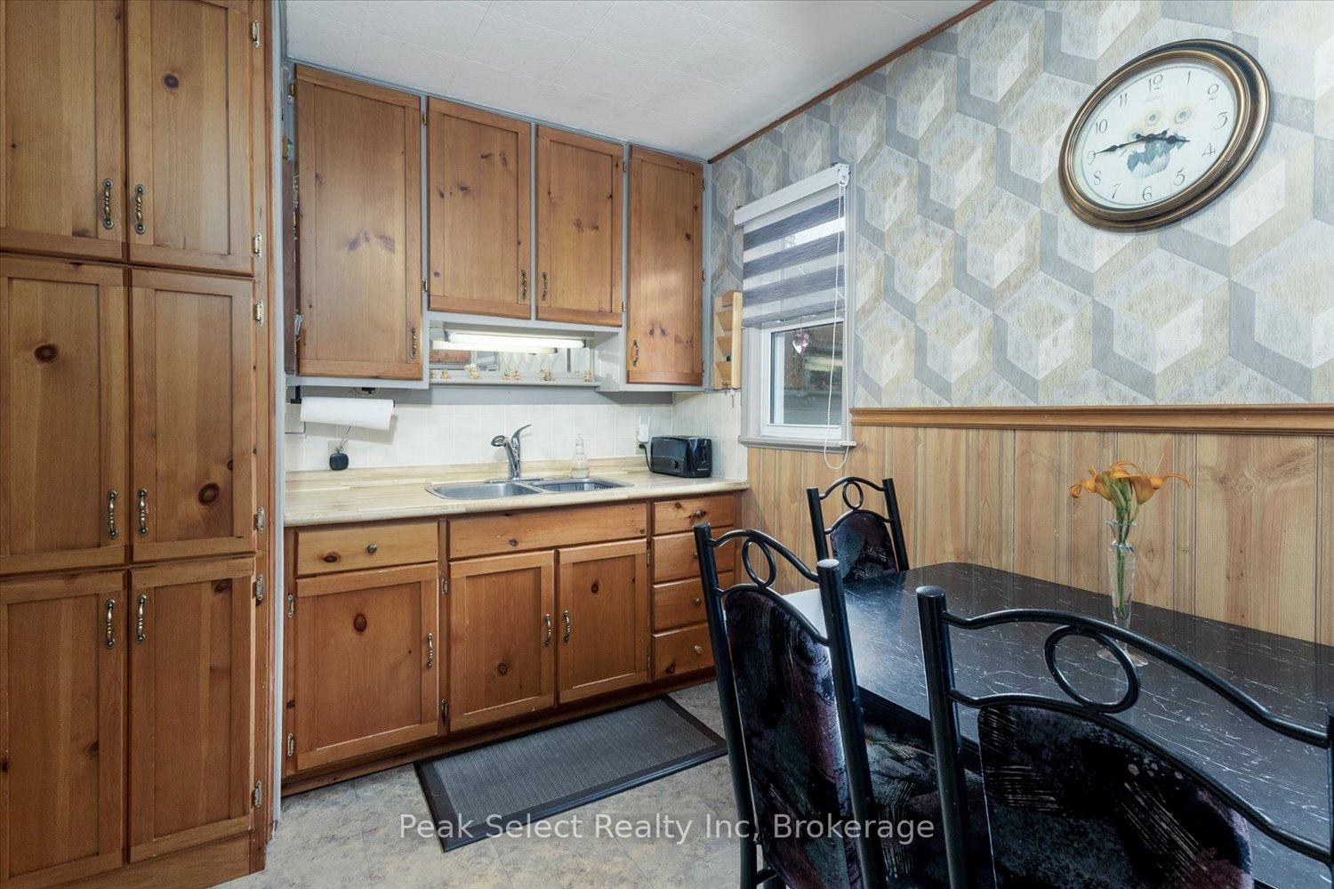 Photo 6 of 189 Brydges Street, Stratford — HOMEH
