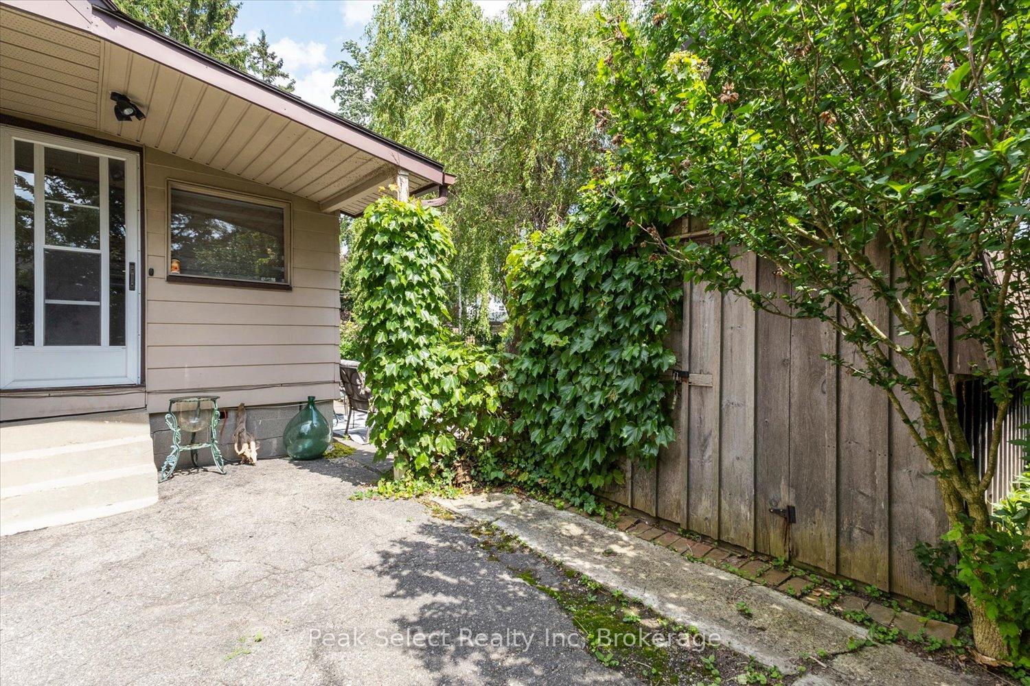 Photo 29 of 189 Brydges Street, Stratford — HOMEH