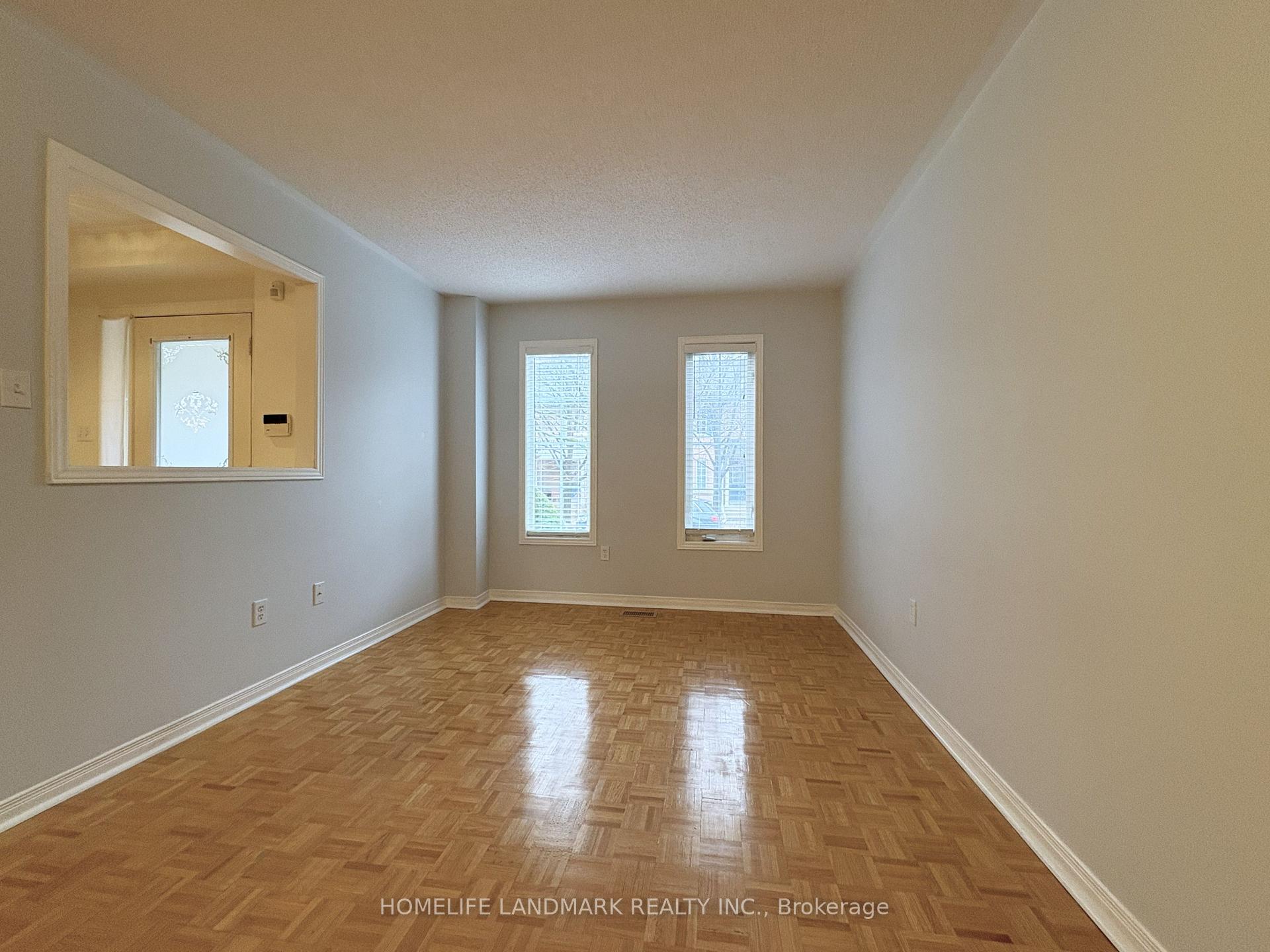 Photo 4 of 65 Cariglia Trail, Markham, Village Green-South Unionville — HOMEH