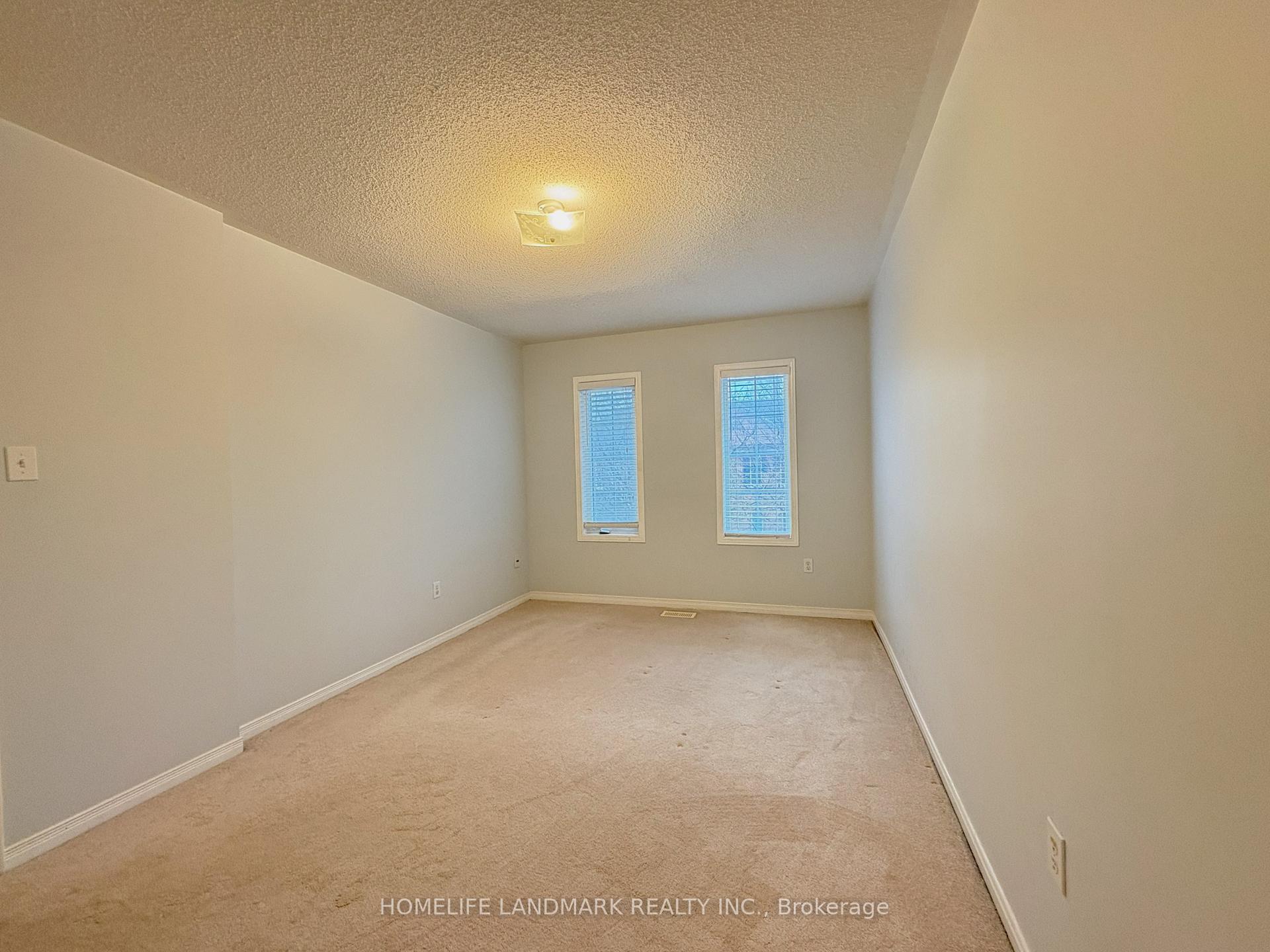 Photo 16 of 65 Cariglia Trail, Markham, Village Green-South Unionville — HOMEH