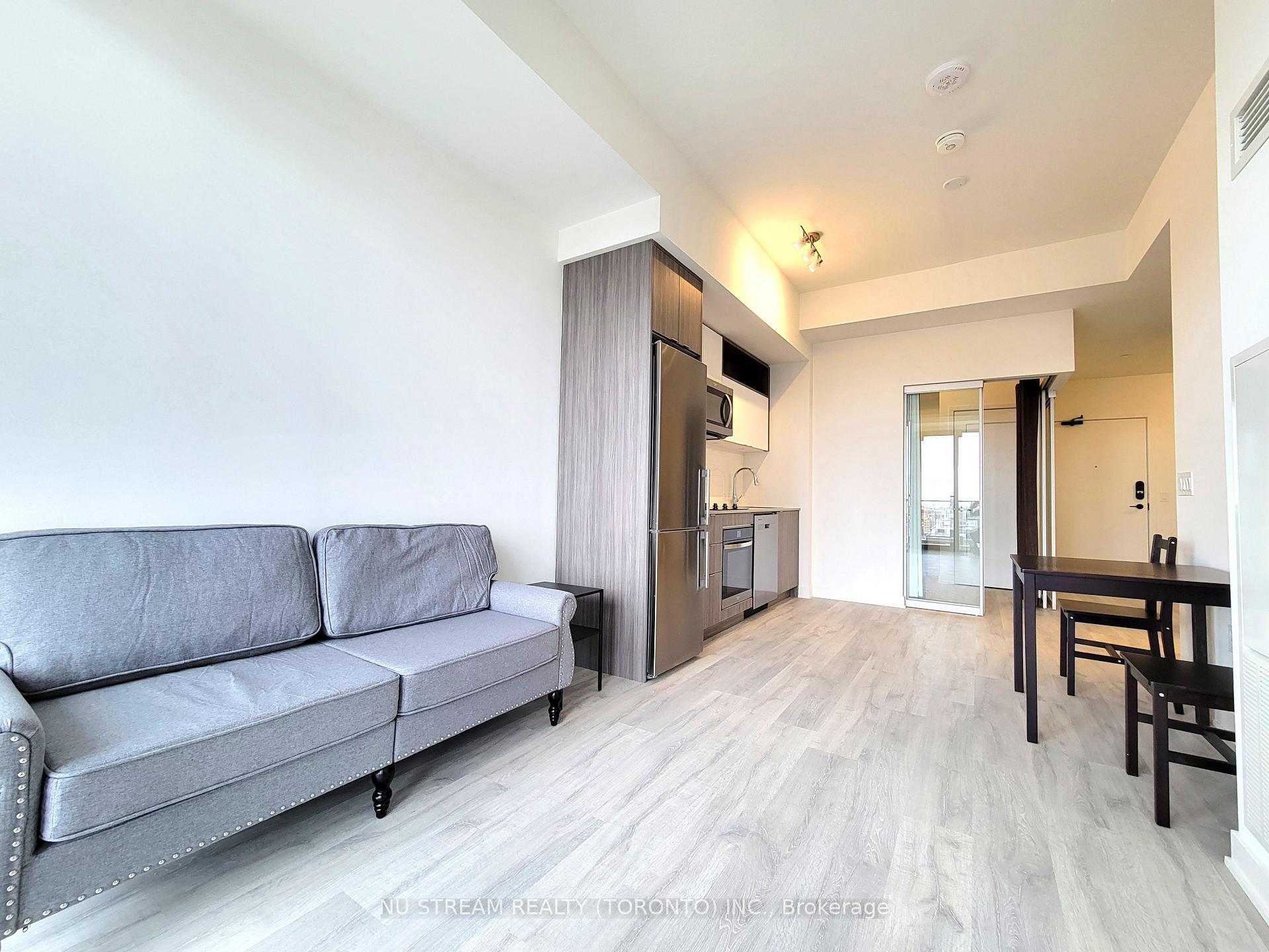 Photo 4 of Unit 1710, 70 Princess Street, Toronto, Waterfront Communities — HOMEH