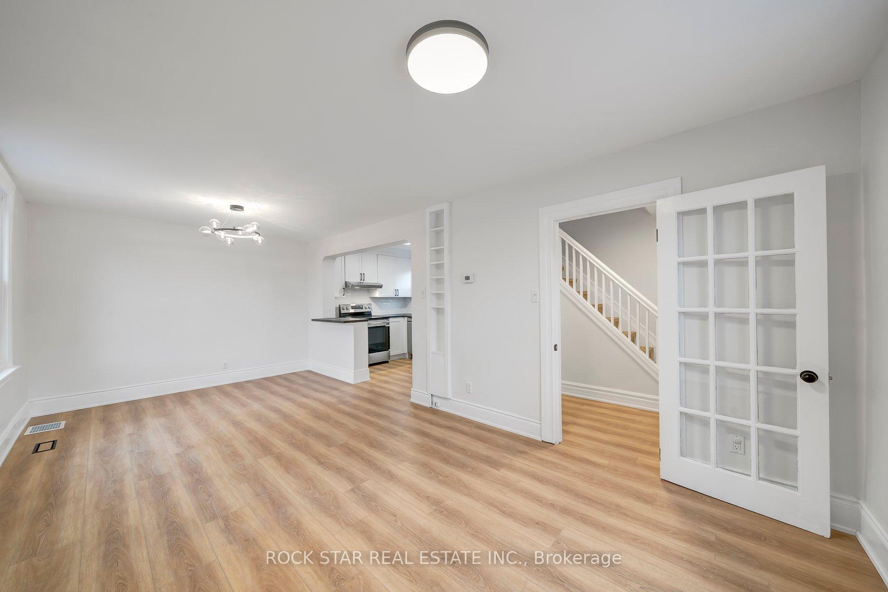 Photo 6 of 73 Peter Street, Hamilton, Strathcona — HOMEH