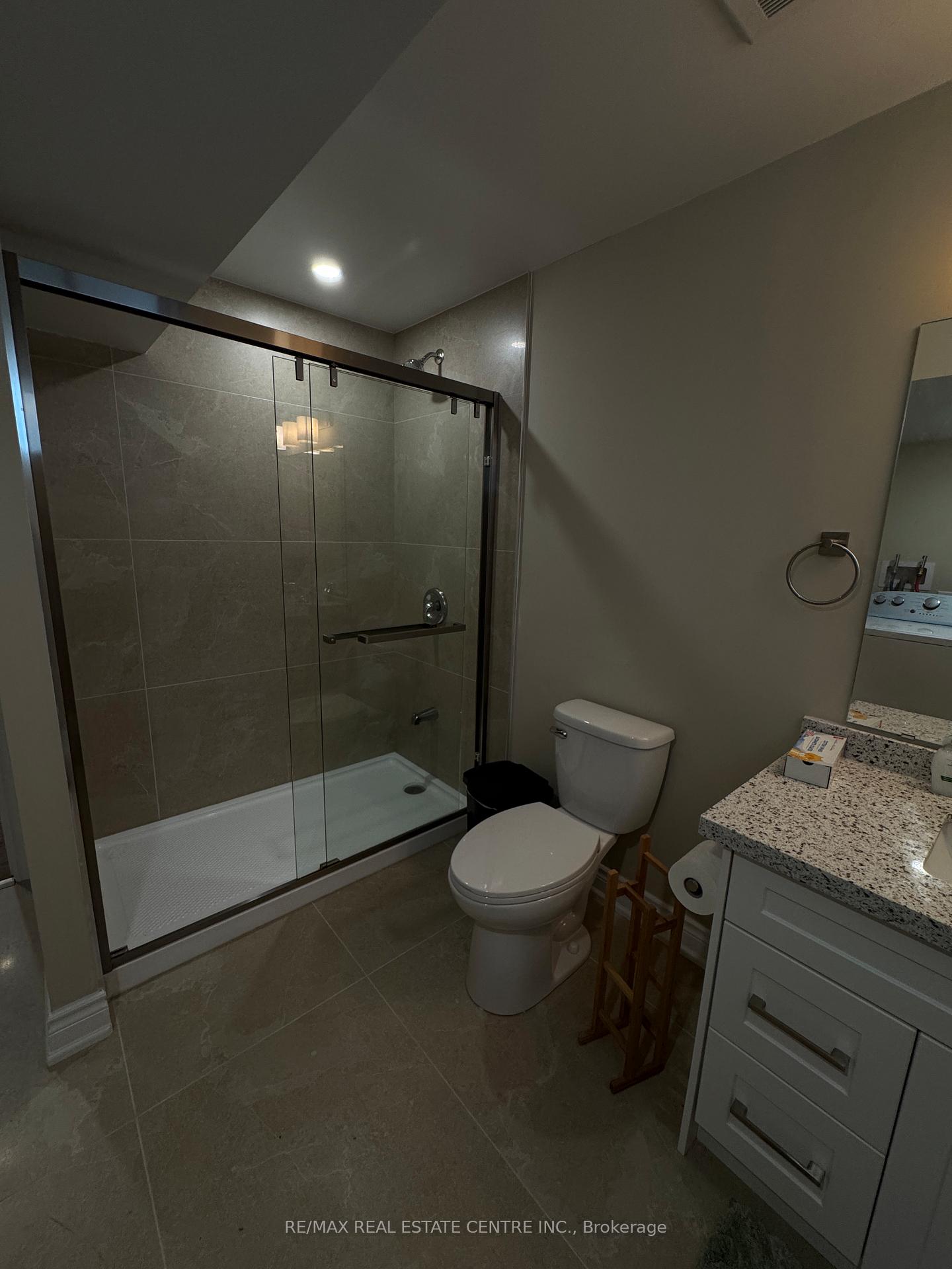 Photo 15 of 20 Dudley Drive, Guelph, Kortright East — HOMEH