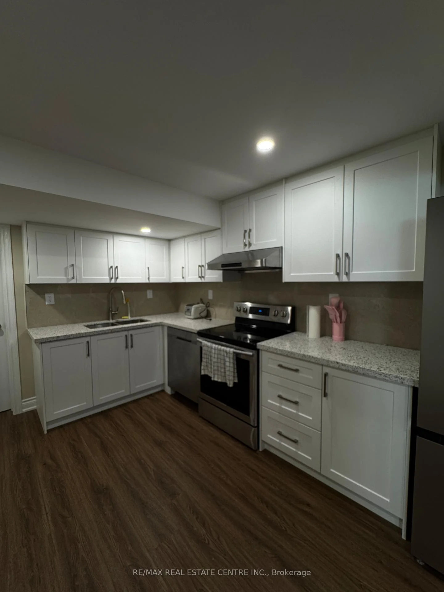 Photo 8 of 20 Dudley Drive, Guelph, Kortright East — HOMEH