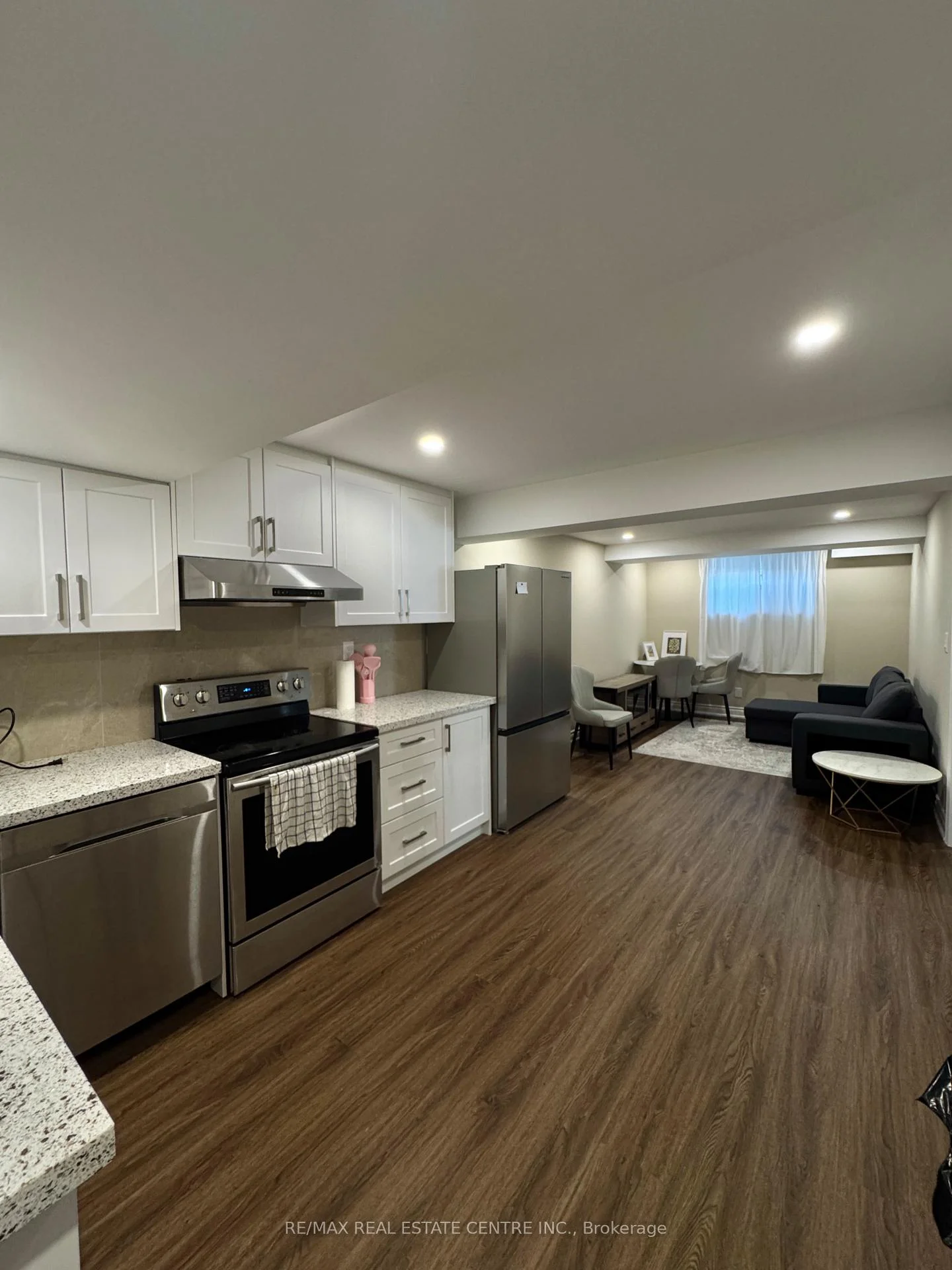 Photo 12 of 20 Dudley Drive, Guelph, Kortright East — HOMEH