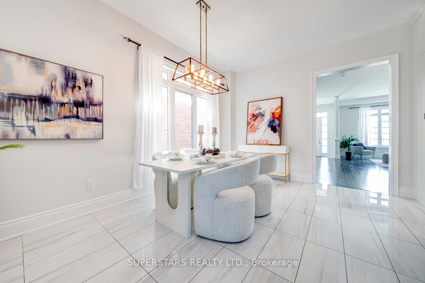 Photo 11 of 236 Paradelle Drive, Richmond Hill, Oak Ridges Lake Wilcox — HOMEH