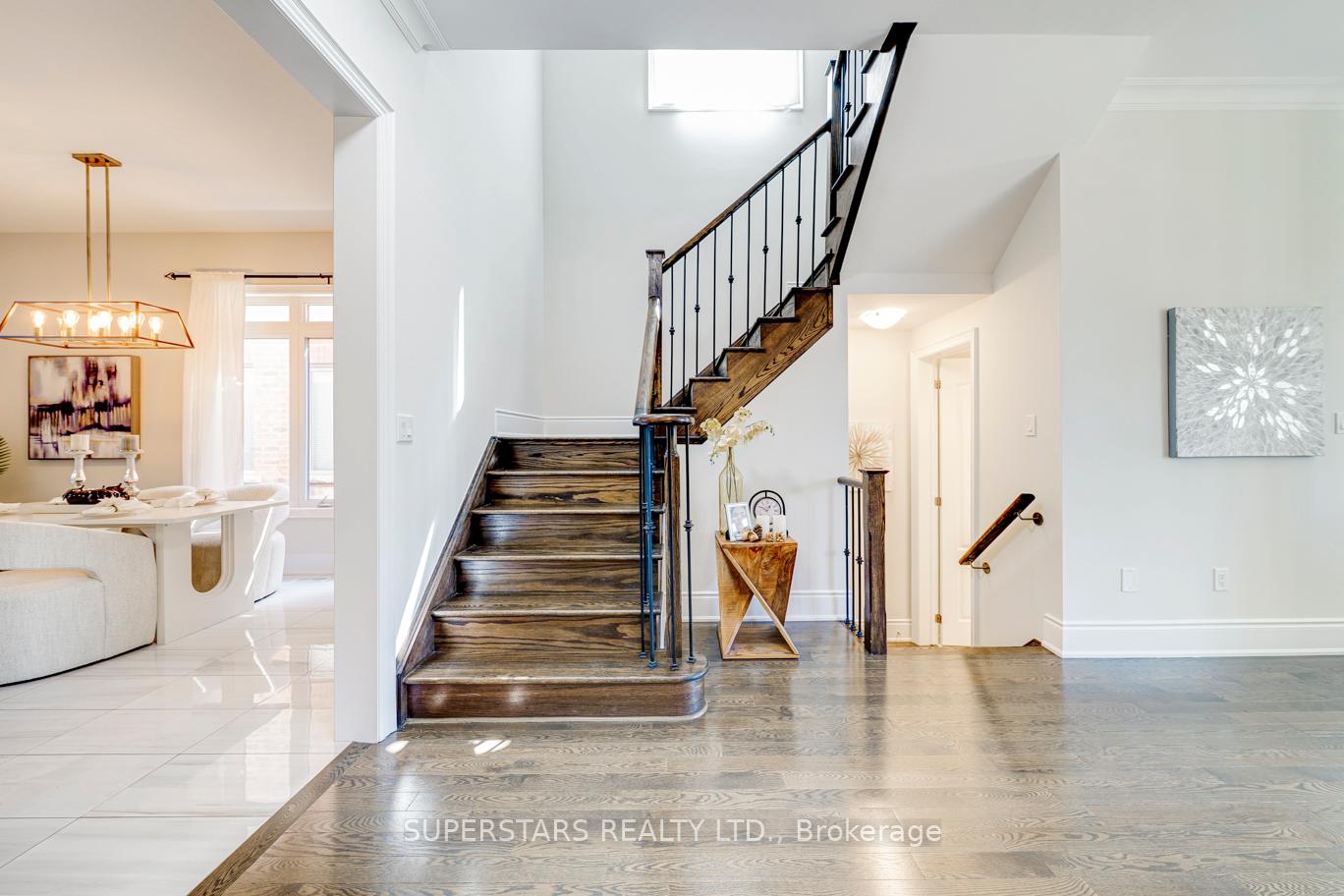 Photo 15 of 236 Paradelle Drive, Richmond Hill, Oak Ridges Lake Wilcox — HOMEH