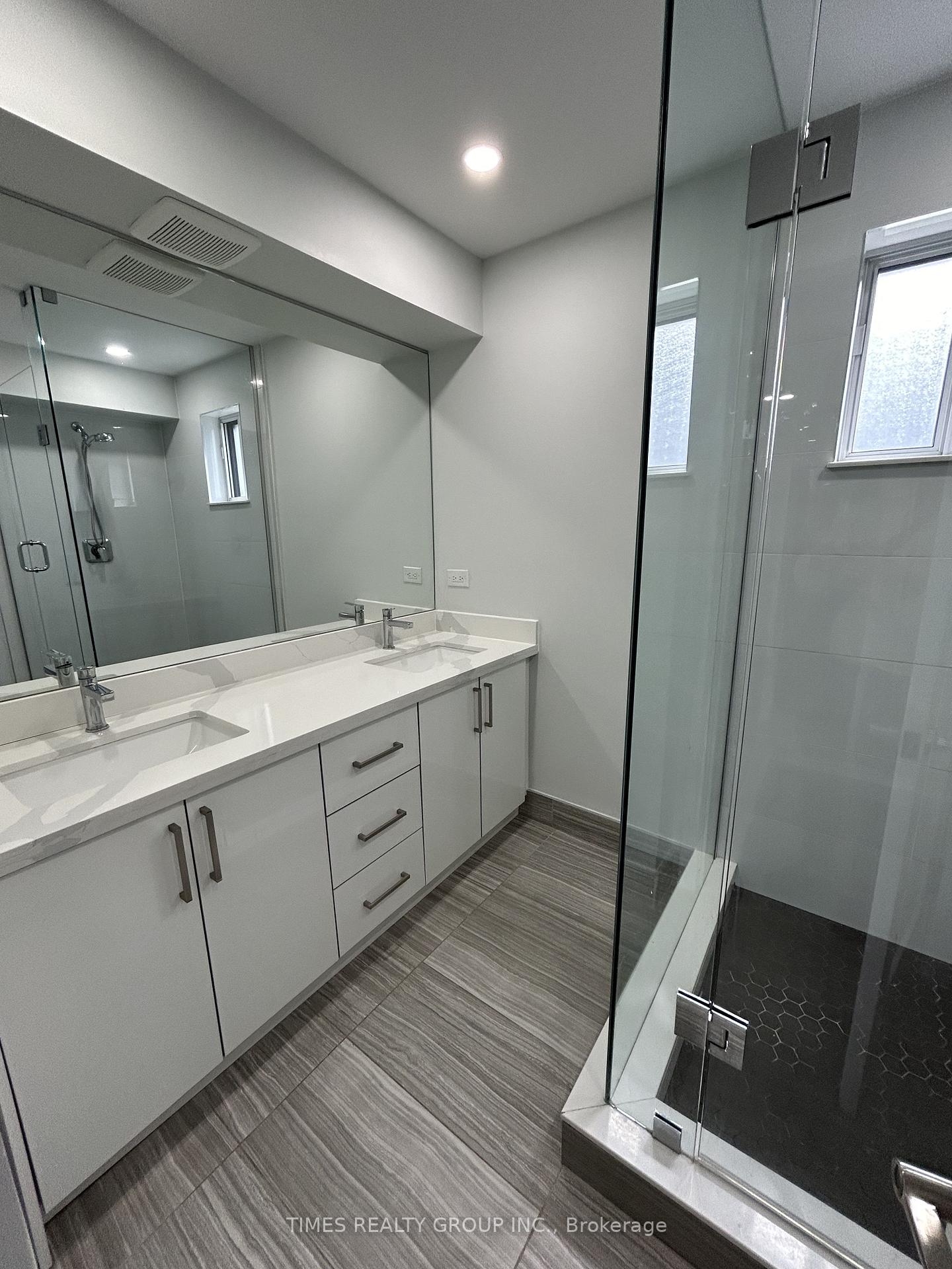 Photo 11 of Unit 401, 15 Walmer Road, Toronto, The Annex — HOMEH