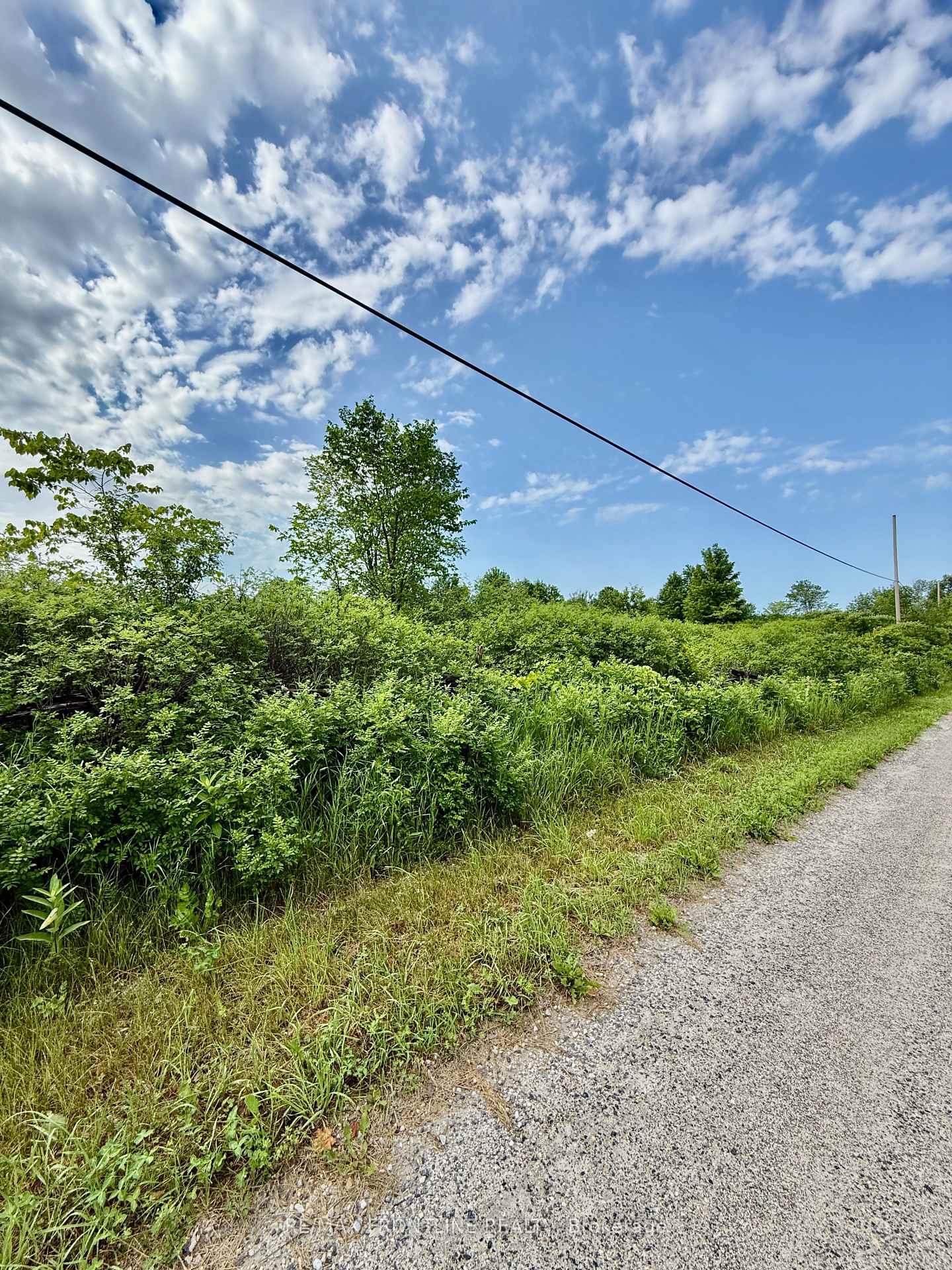 Photo 5 of 769 Ennis Road, Tay Valley, Bathurst/Burgess & Sherbrooke (Bathurst) Twp — HOMEH