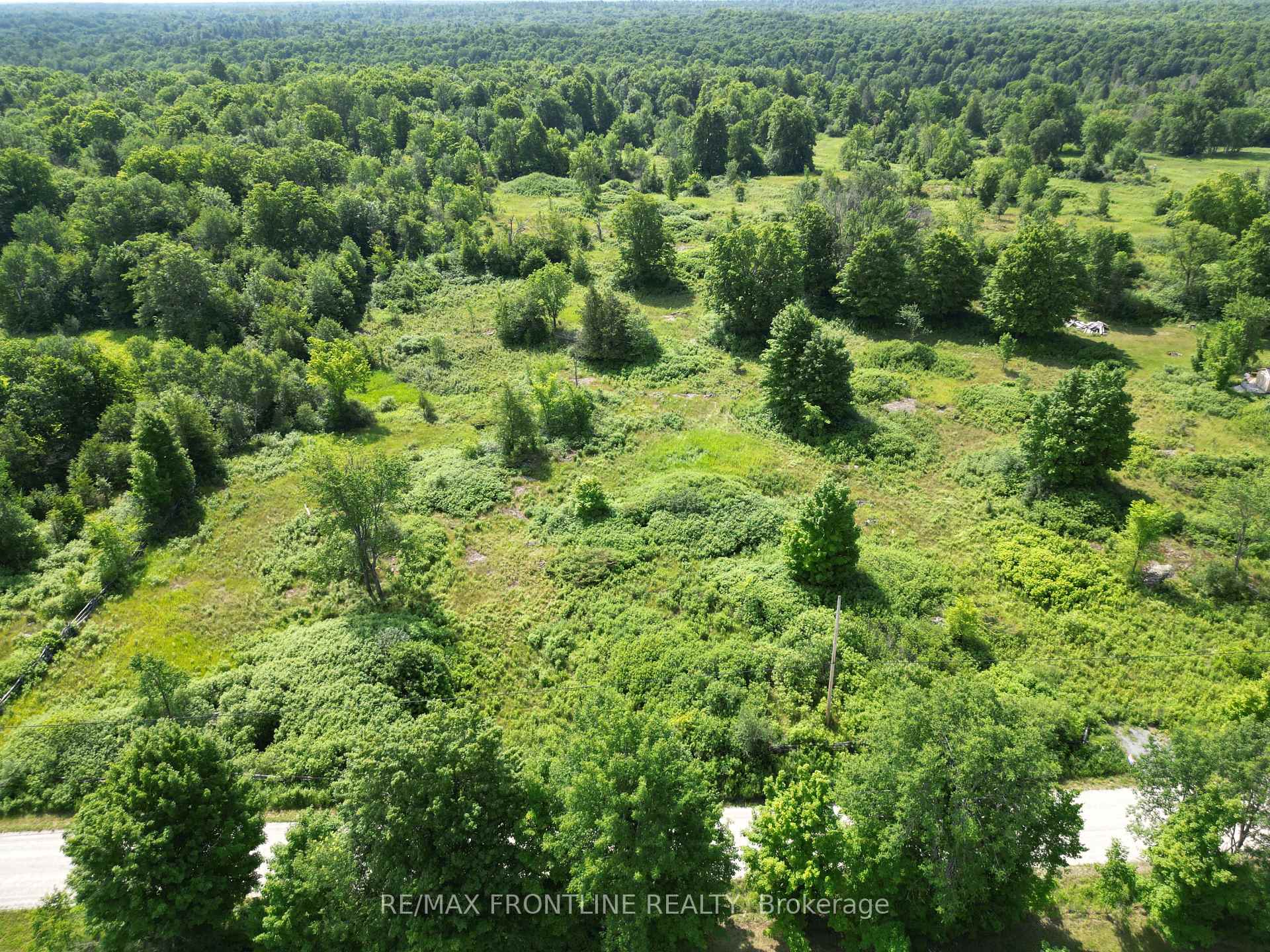 Photo 7 of 769 Ennis Road, Tay Valley, Bathurst/Burgess & Sherbrooke (Bathurst) Twp — HOMEH