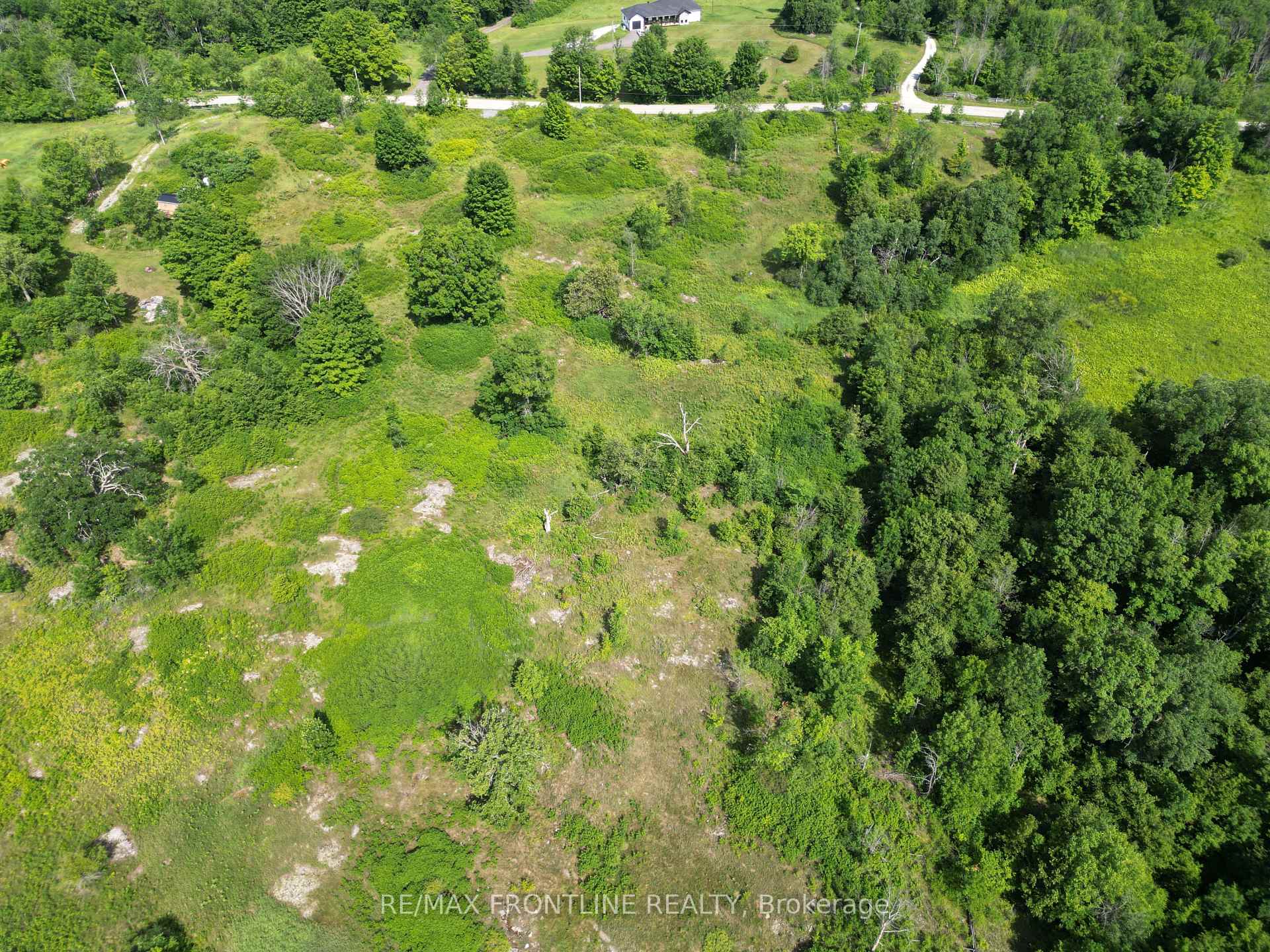 Photo 8 of 769 Ennis Road, Tay Valley, Bathurst/Burgess & Sherbrooke (Bathurst) Twp — HOMEH