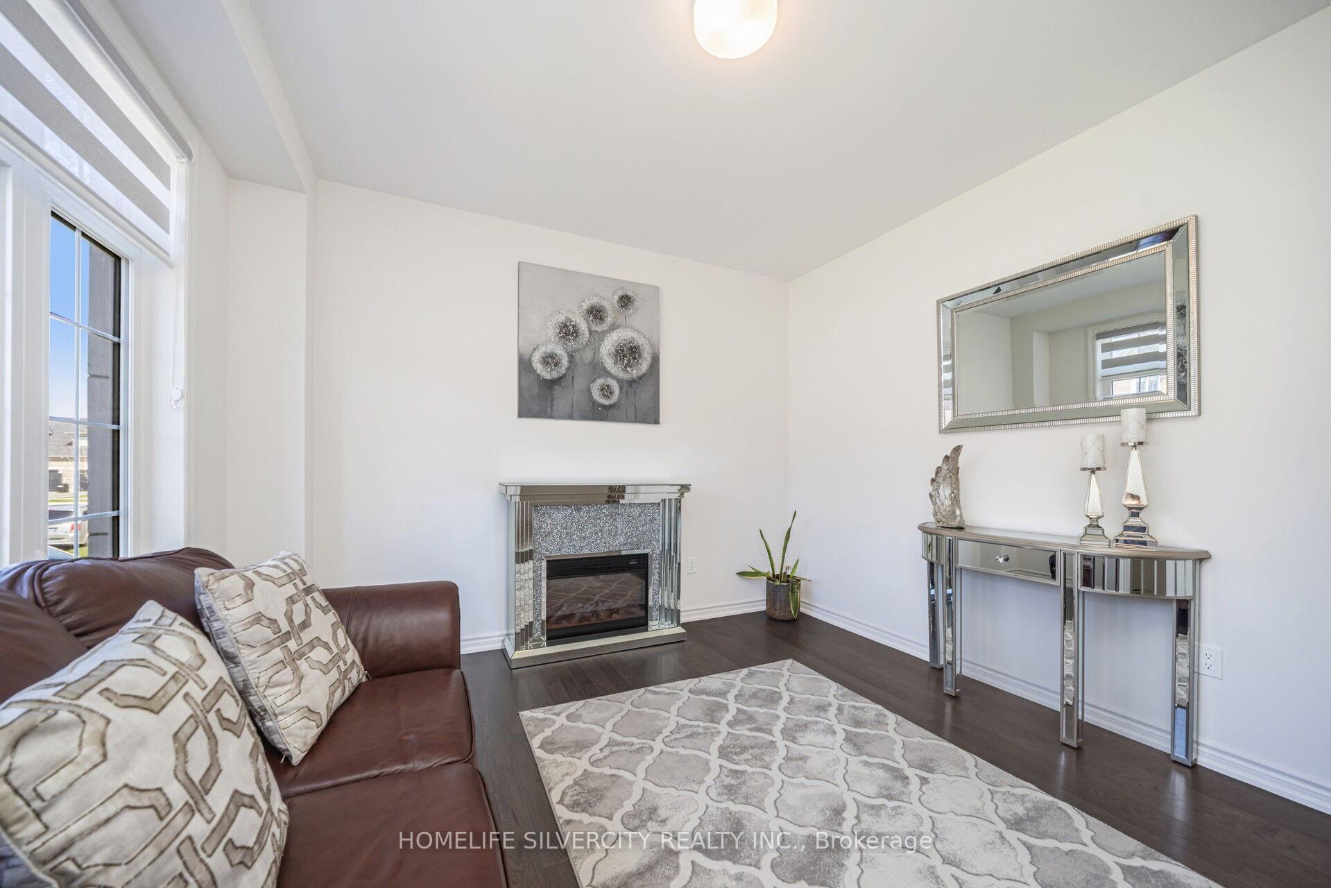 Photo 11 of 4 Sandhill Crescent, Adjala-Tosorontio, Rural Adjala-Tosorontio — HOMEH