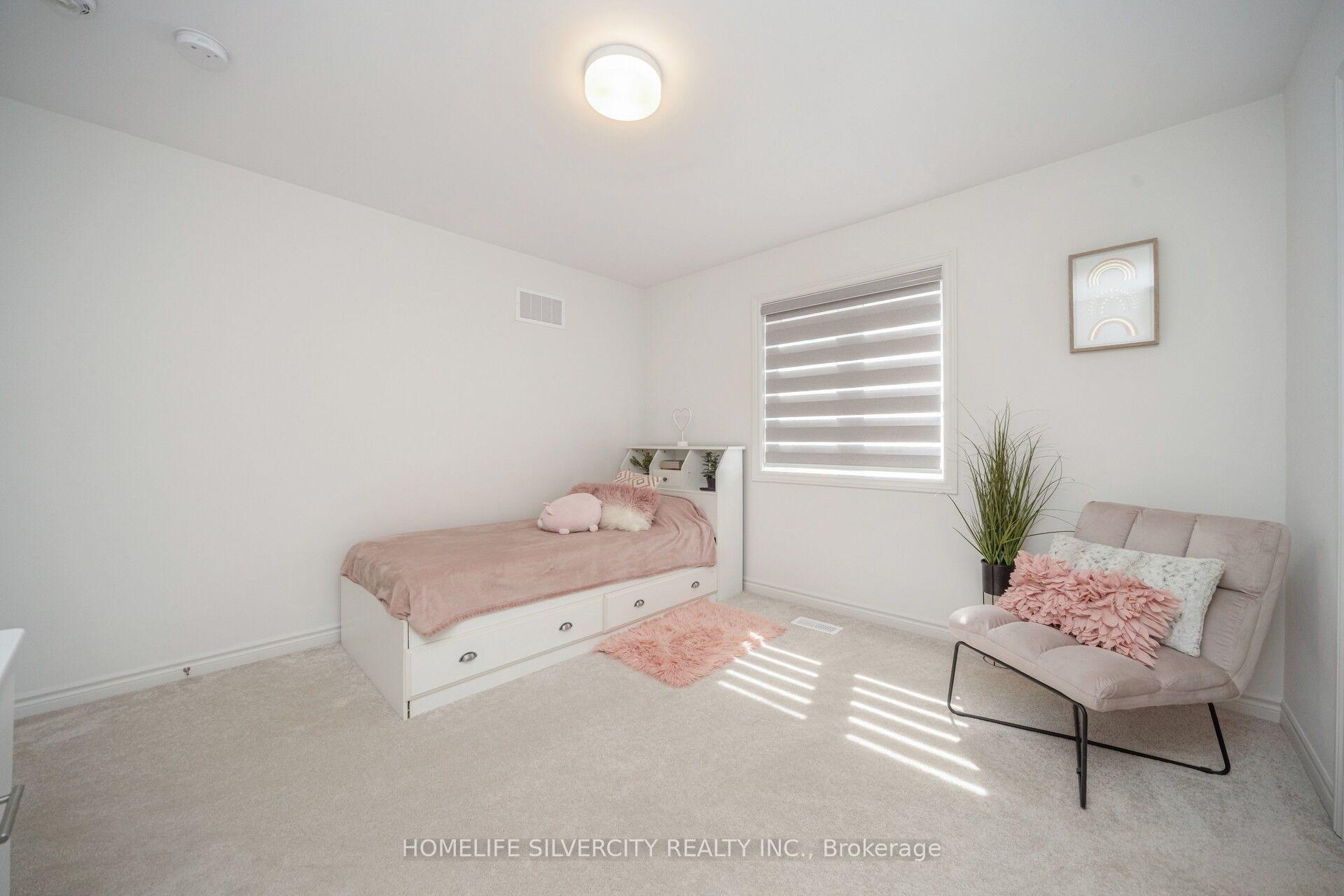 Photo 39 of 4 Sandhill Crescent, Adjala-Tosorontio, Rural Adjala-Tosorontio — HOMEH