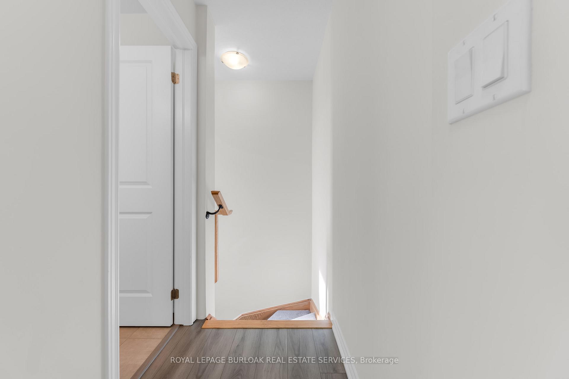 Photo 16 of Unit 36, 40 Zinfandel Drive, Hamilton, Winona — HOMEH