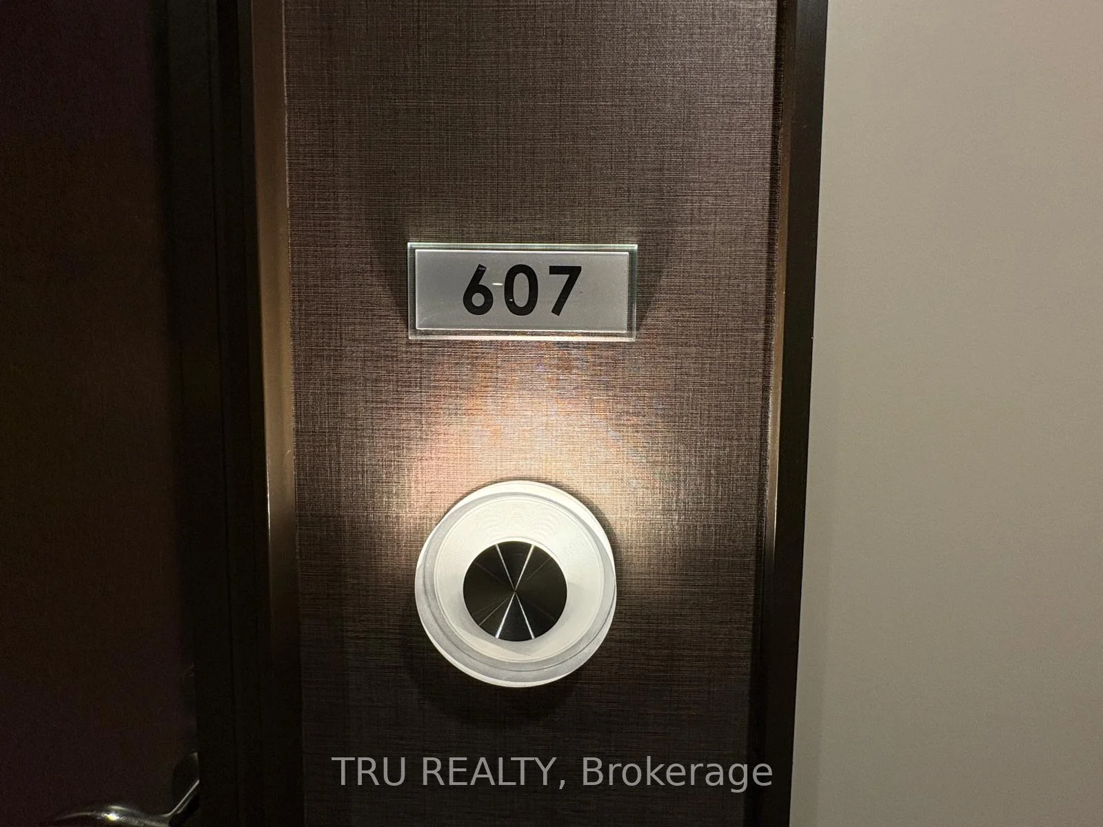 Photo 3 of Unit 607, 108 Richmond Road, Ottawa, Westboro/Hampton Park — HOMEH