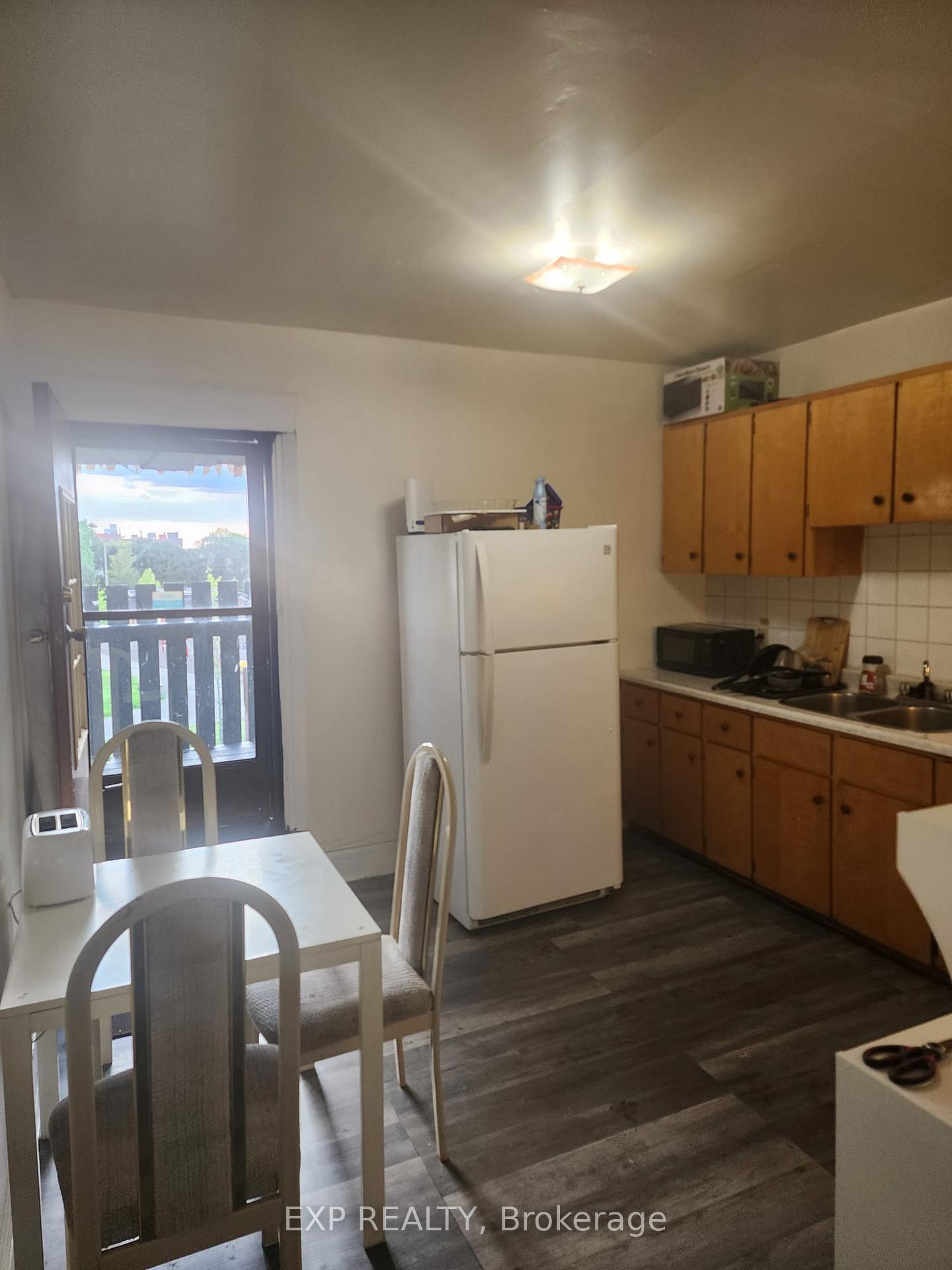 Photo 2 of 521 Barton Street E, Hamilton, Gibson — HOMEH