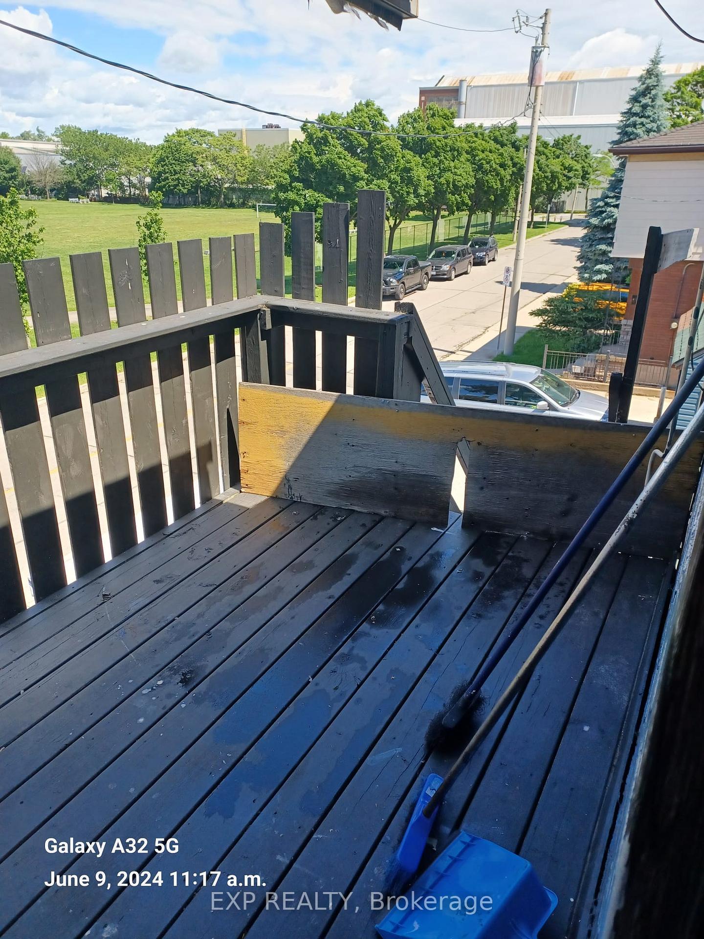 Photo 18 of 521 Barton Street E, Hamilton, Gibson — HOMEH