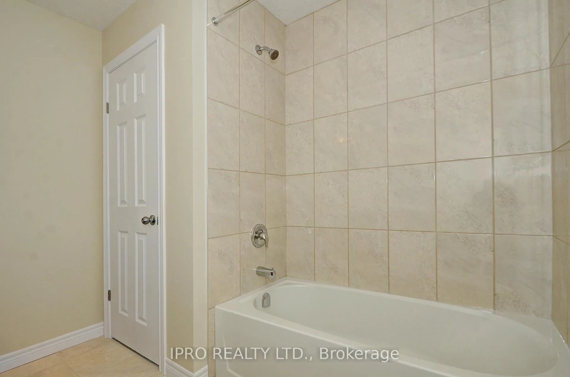 Photo 24 of 29 Arlington Parkway, Brant, Paris — HOMEH