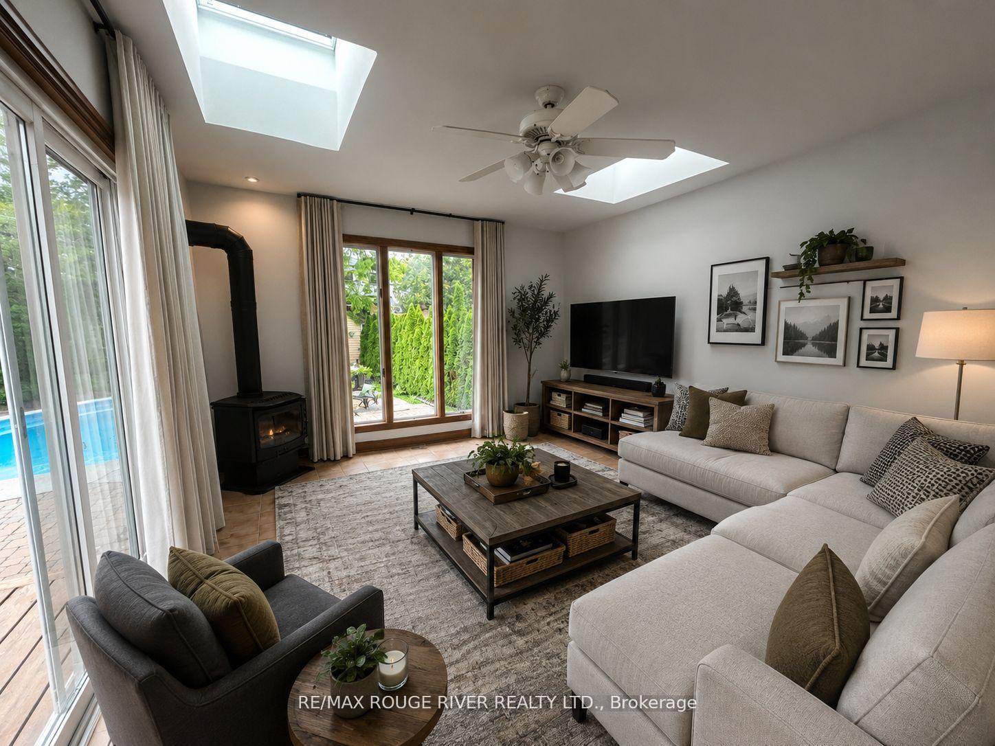 Photo 8 of 149 Brooklawn Avenue, Scarborough, Cliffcrest — HOMEH