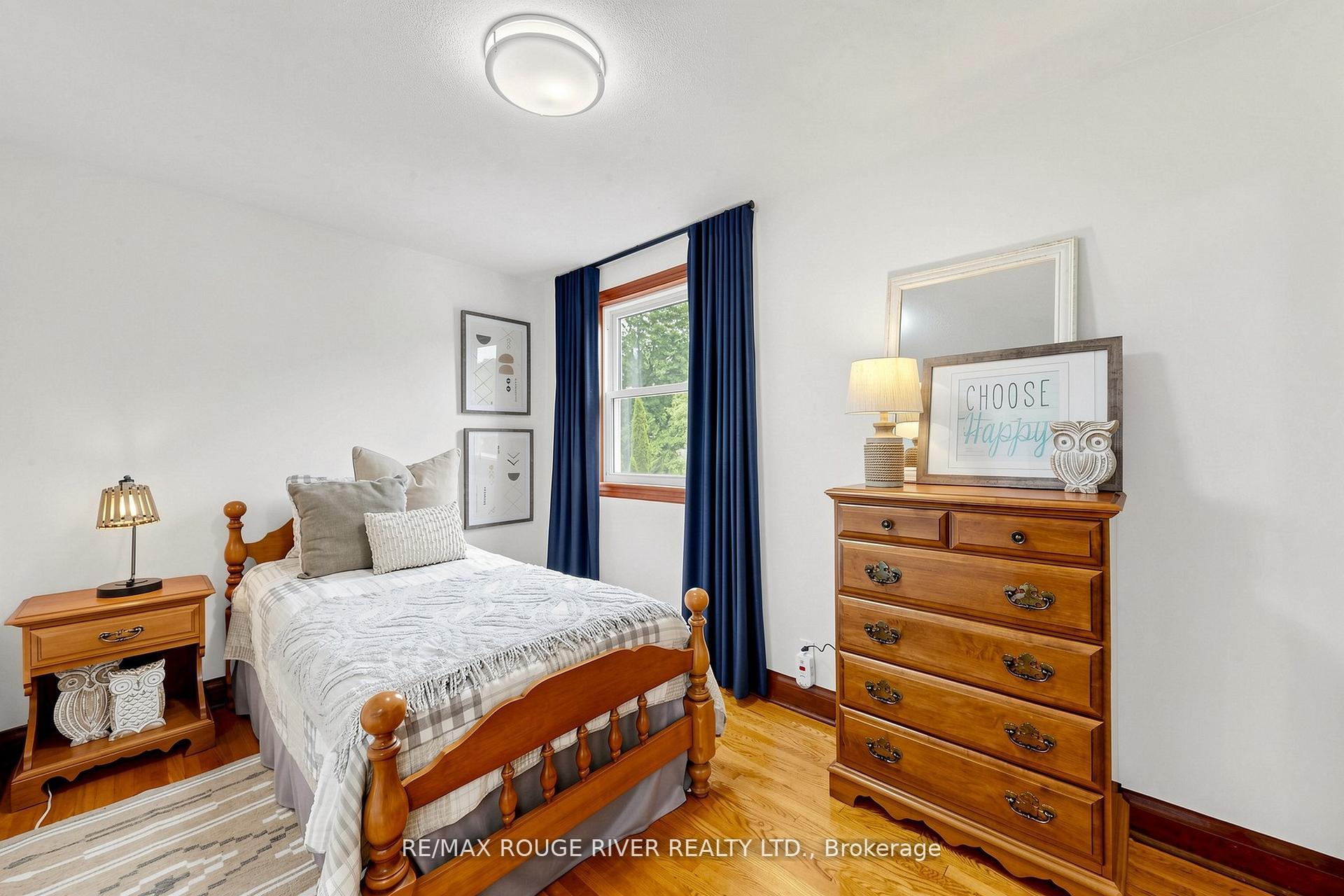 Photo 14 of 149 Brooklawn Avenue, Scarborough, Cliffcrest — HOMEH