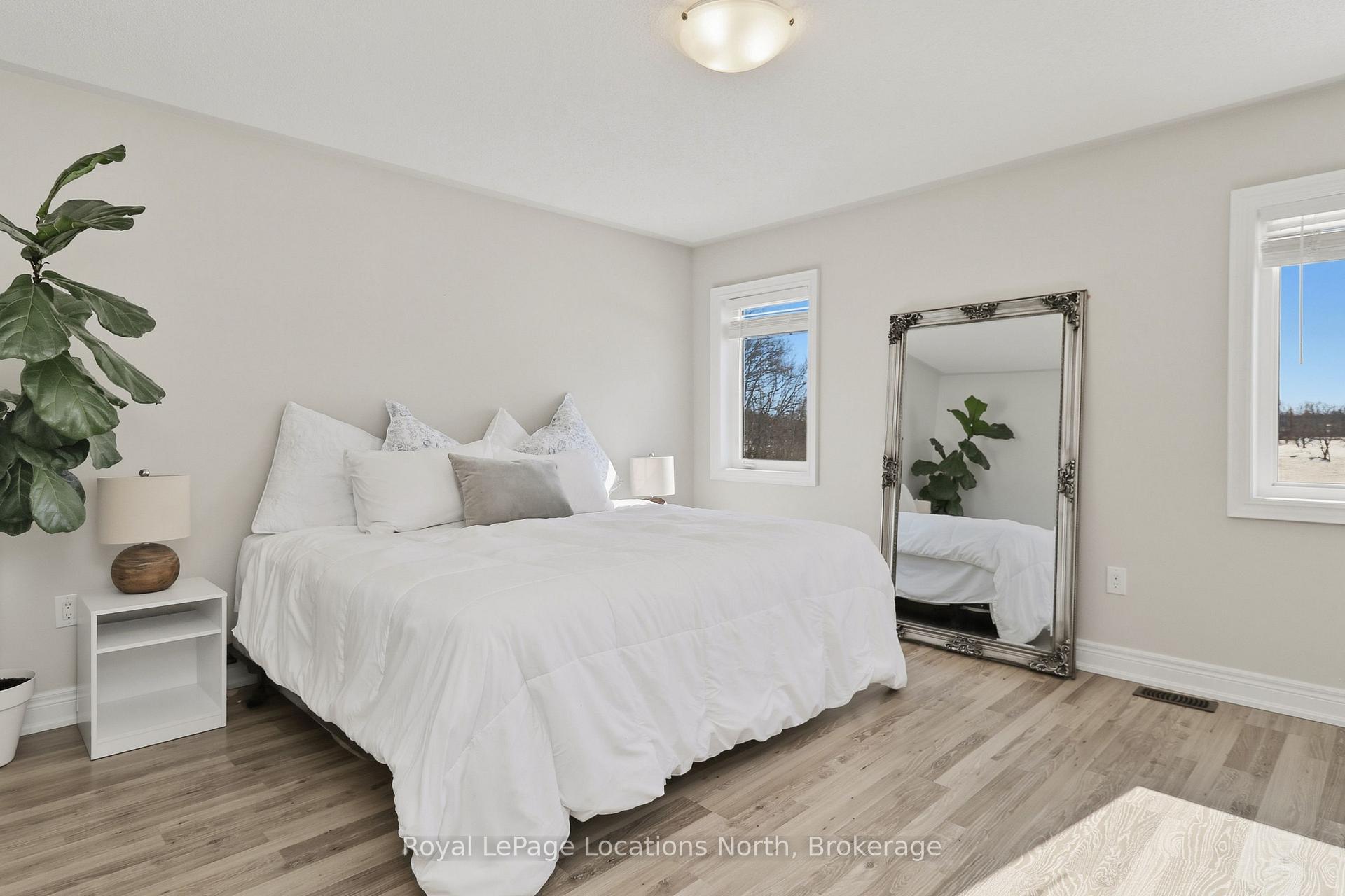 Photo 23 of 335 Atkinson Street, Clearview, Stayner — HOMEH