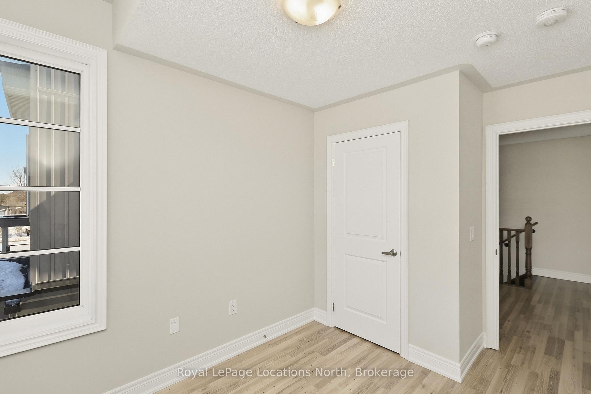 Photo 32 of 335 Atkinson Street, Clearview, Stayner — HOMEH