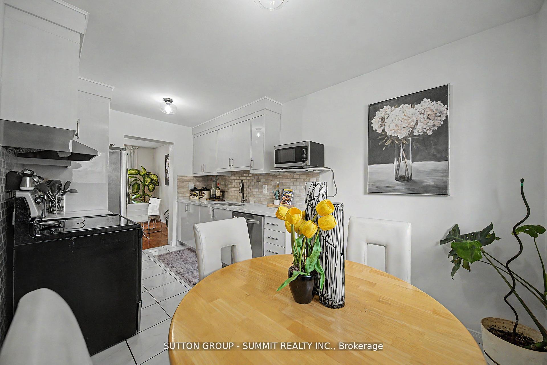 Photo 8 of Unit 61, 45 Hansen Road N, Brampton, Madoc — HOMEH