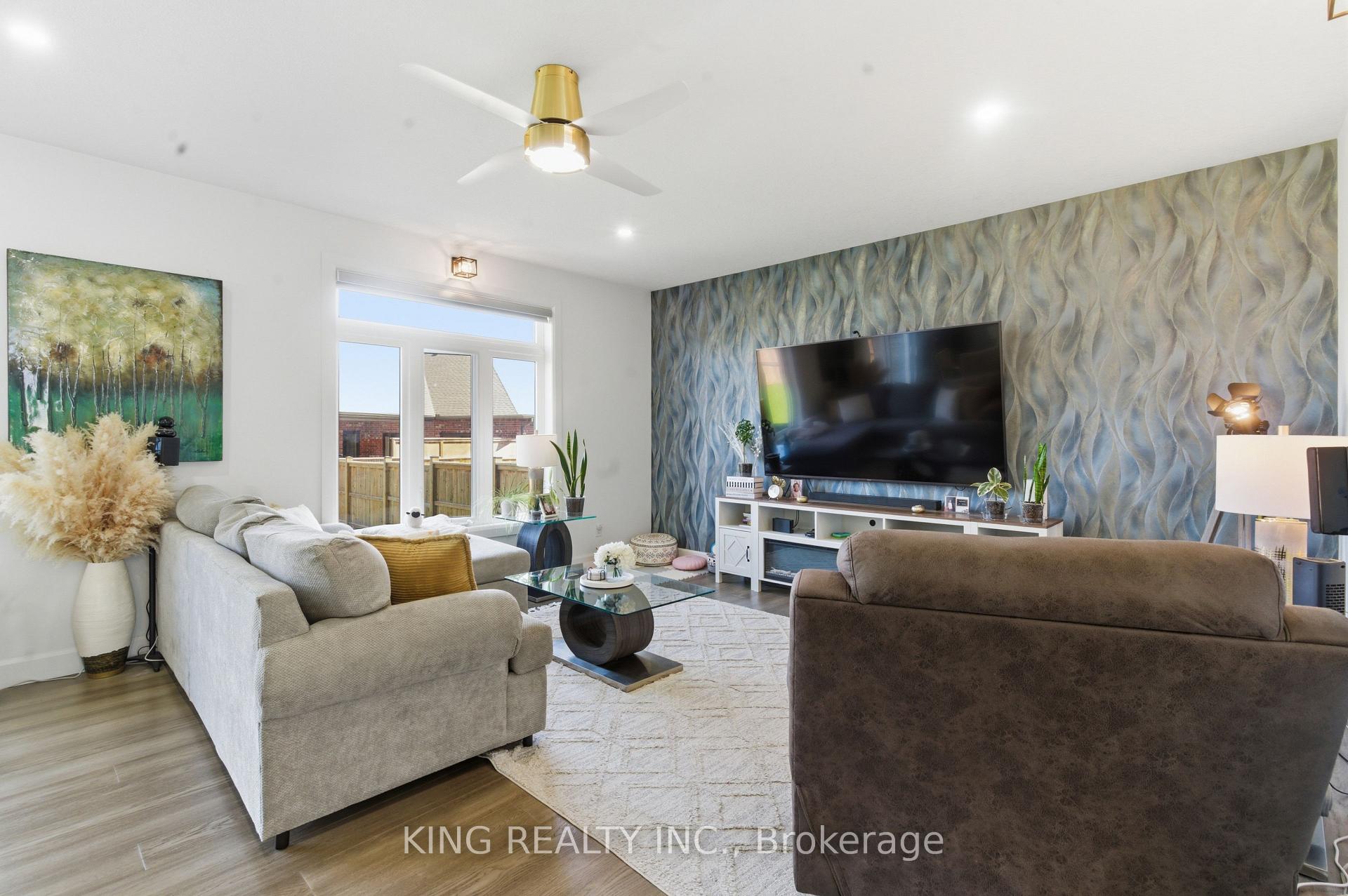 Photo 6 of 200 Boardwalk Way, Thames Centre, Dorchester — HOMEH