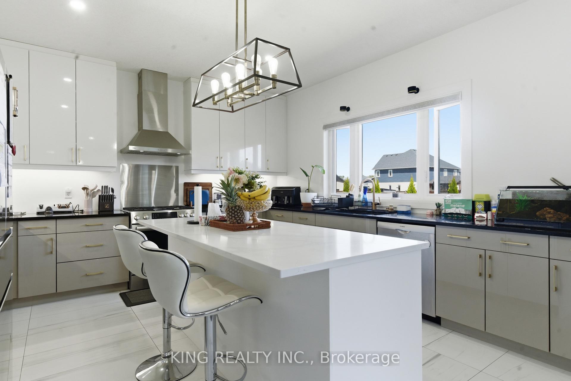 Photo 9 of 200 Boardwalk Way, Thames Centre, Dorchester — HOMEH