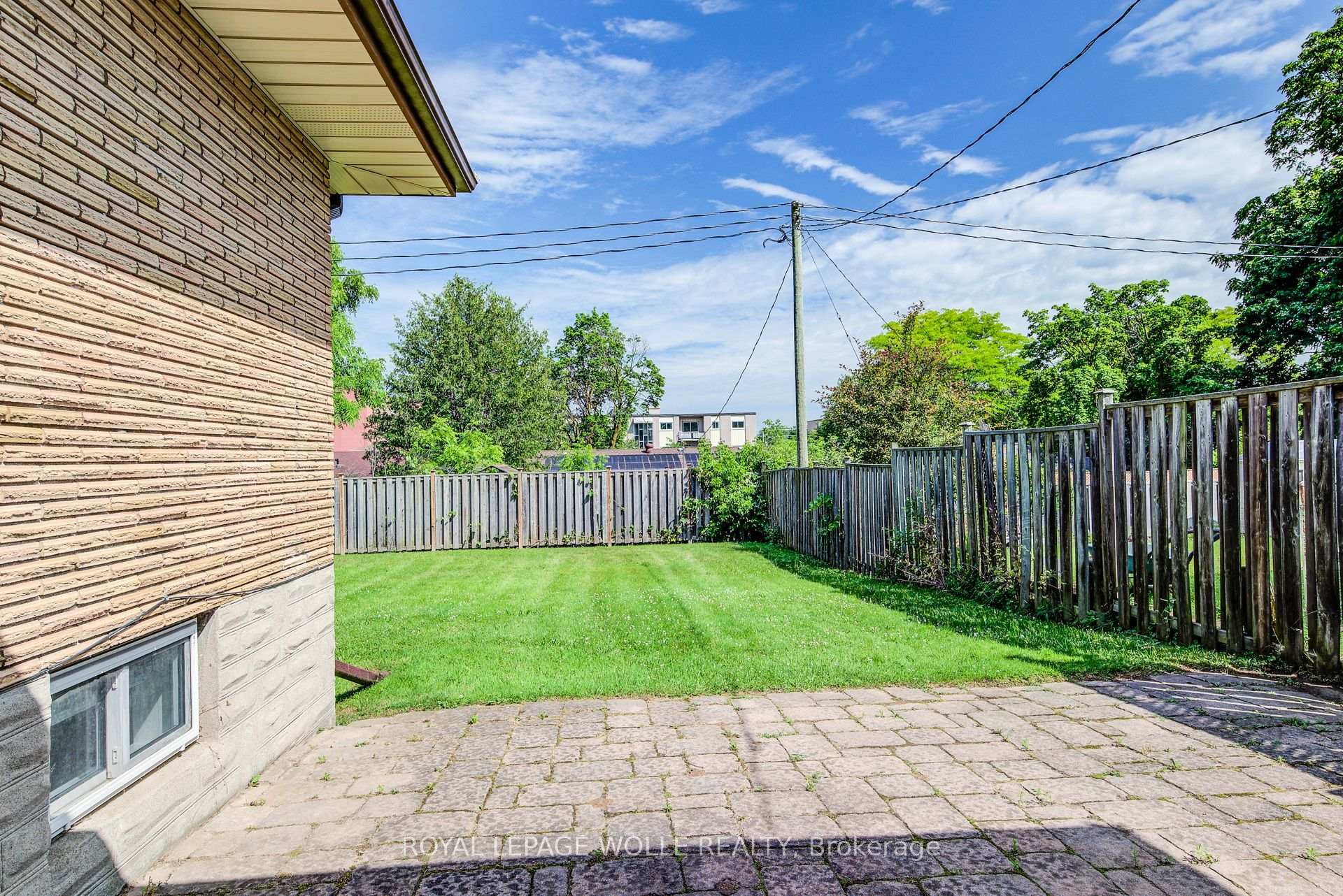 Photo 45 of 139 Elgin Crescent, Waterloo, Downtown Waterloo — HOMEH