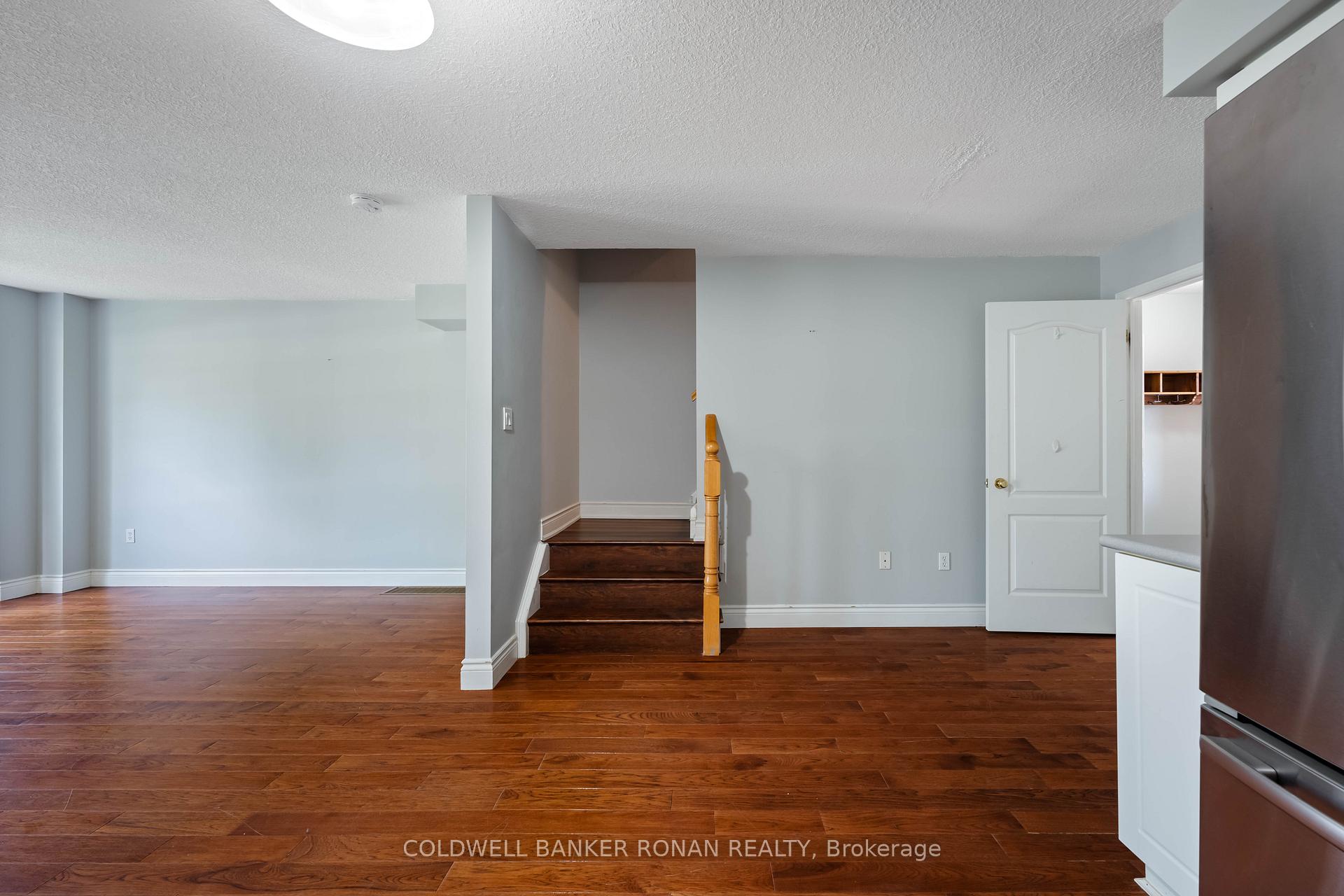 Photo 20 of 77 Montgomery Boulevard, Orangeville — HOMEH