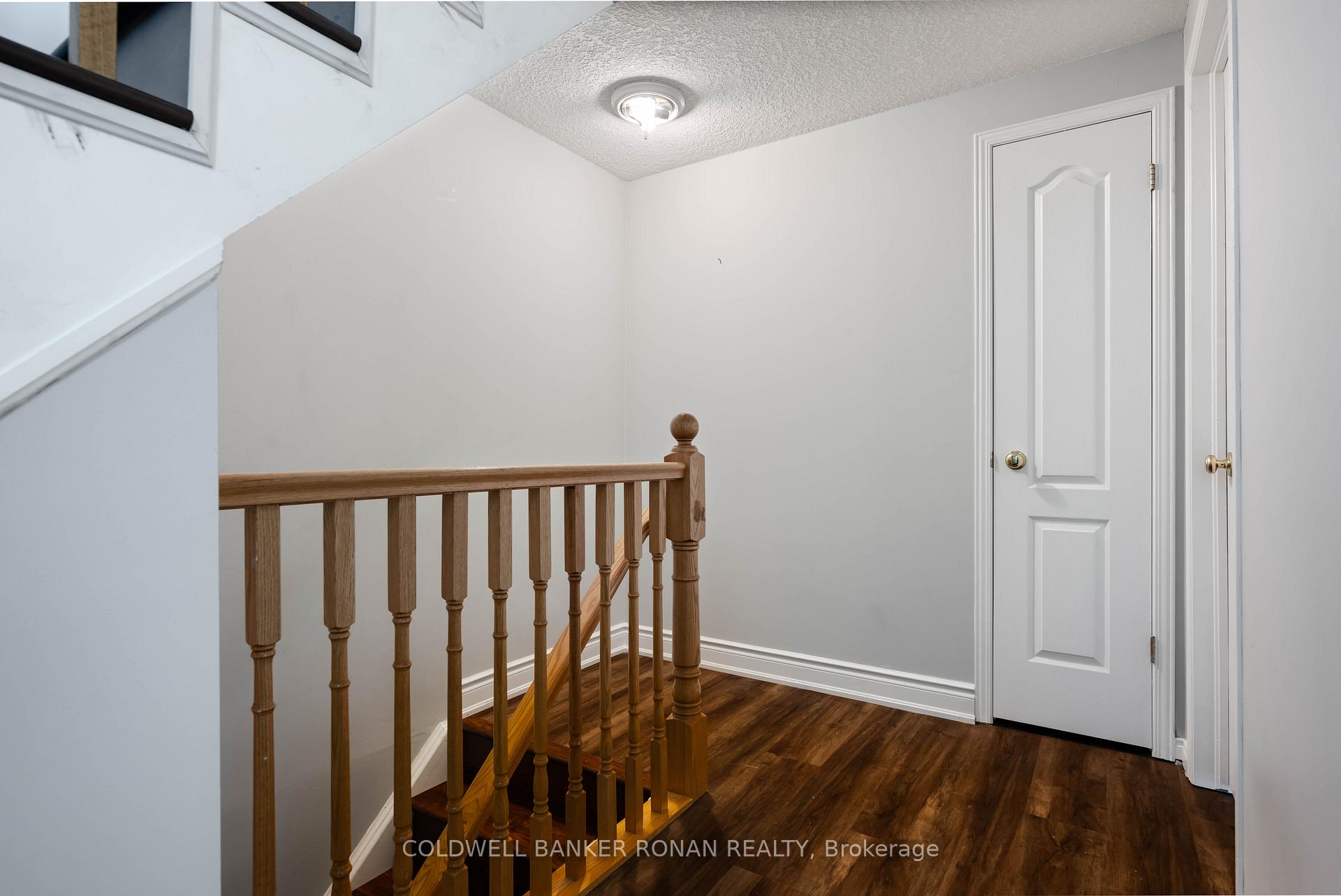 Photo 23 of 77 Montgomery Boulevard, Orangeville — HOMEH