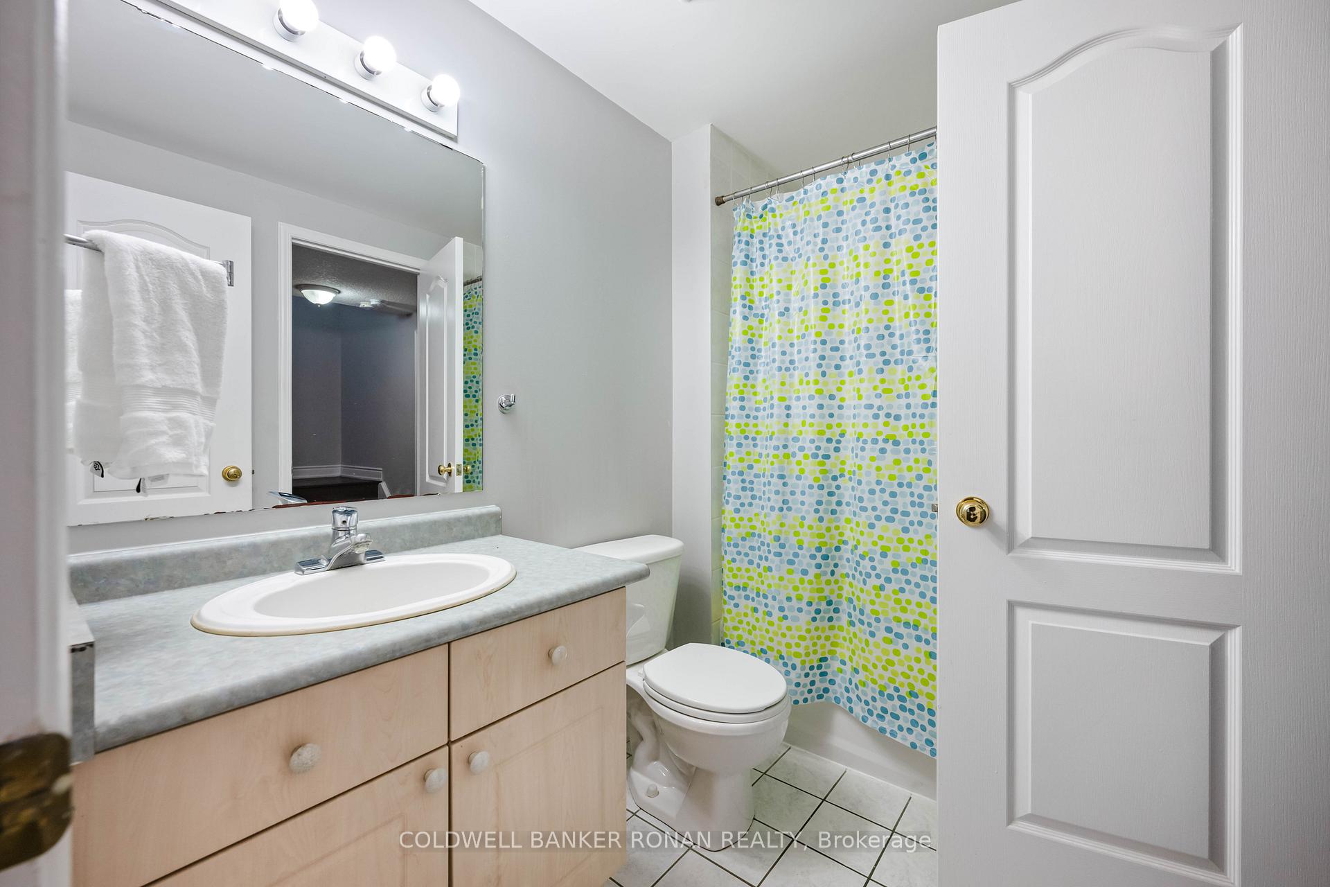 Photo 29 of 77 Montgomery Boulevard, Orangeville — HOMEH