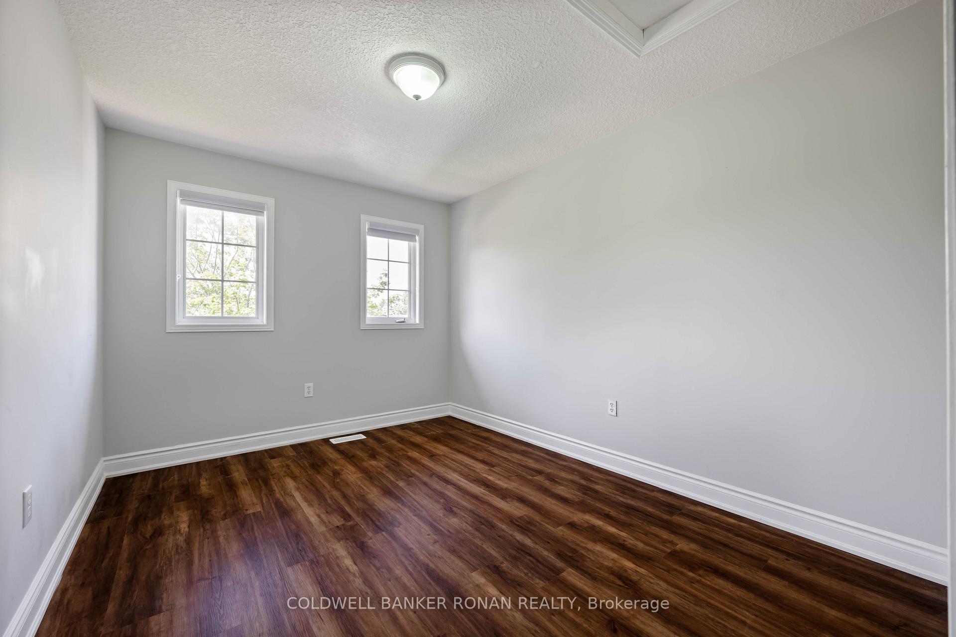 Photo 35 of 77 Montgomery Boulevard, Orangeville — HOMEH