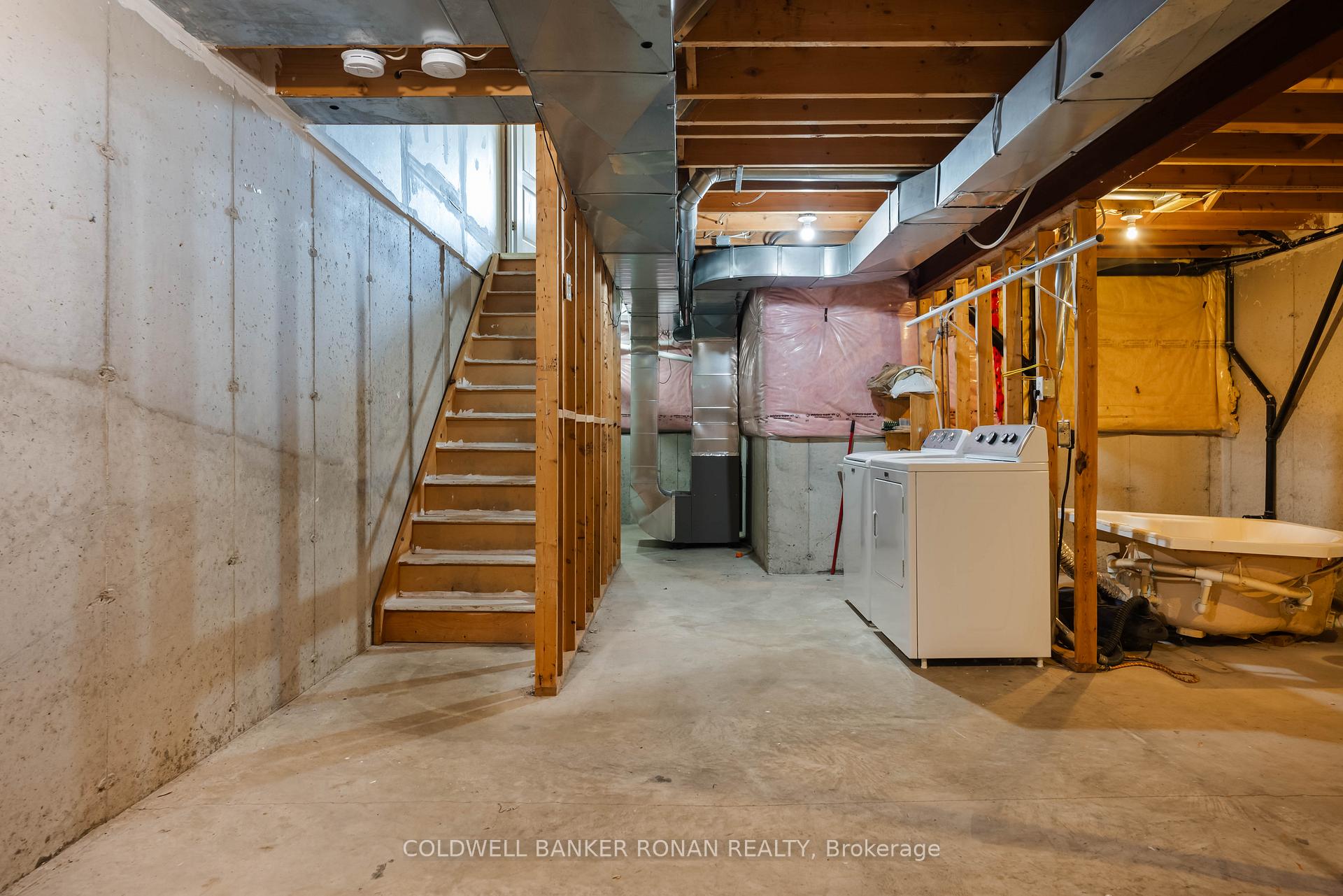 Photo 42 of 77 Montgomery Boulevard, Orangeville — HOMEH