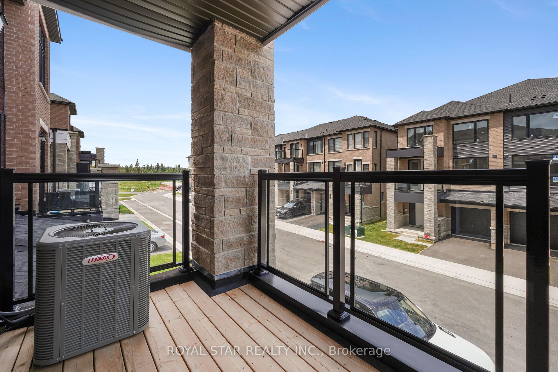 Photo 18 of 13 Red Maple Lane, Barrie, Innis-Shore — HOMEH