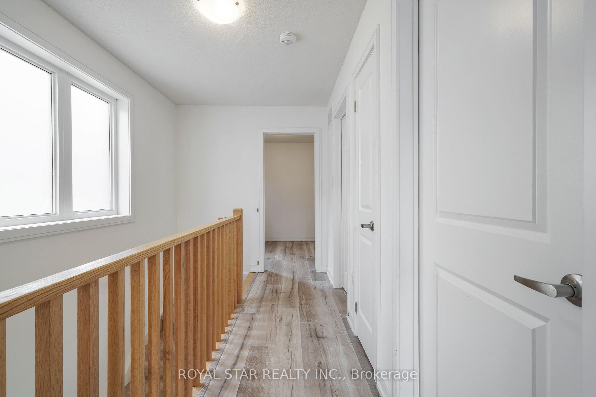 Photo 26 of 13 Red Maple Lane, Barrie, Innis-Shore — HOMEH