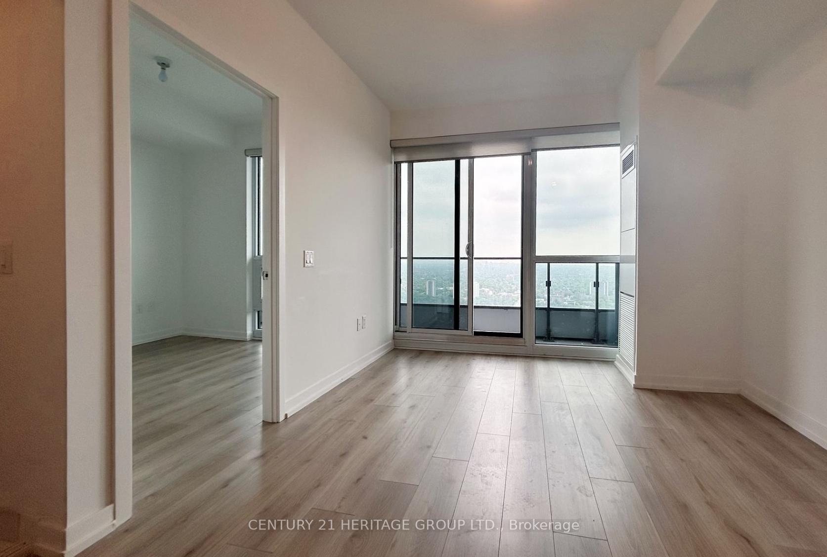 Photo 4 of Unit 5309, 395 Bloor Street E, Toronto, North St. James Town — HOMEH