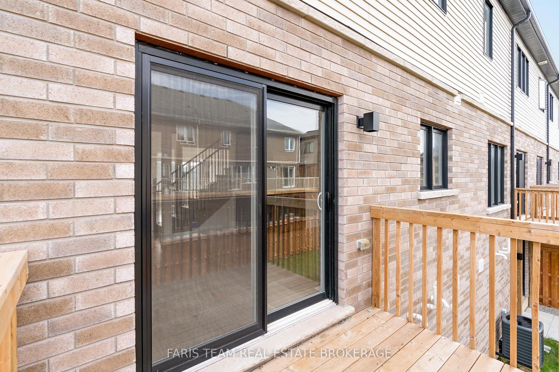 Photo 14 of 53 Harvest Crescent, Barrie, Rural Barrie Southeast — HOMEH
