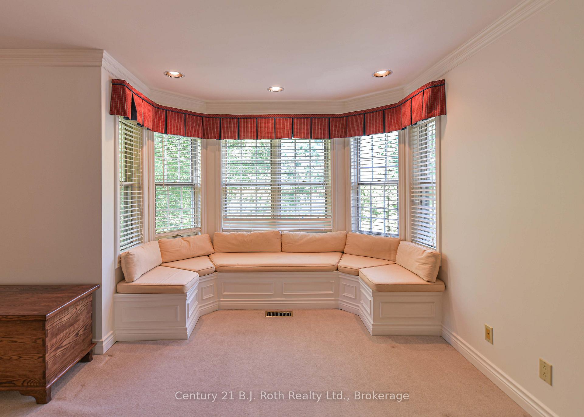 Photo 23 of 403 Bay Street, Orillia — HOMEH