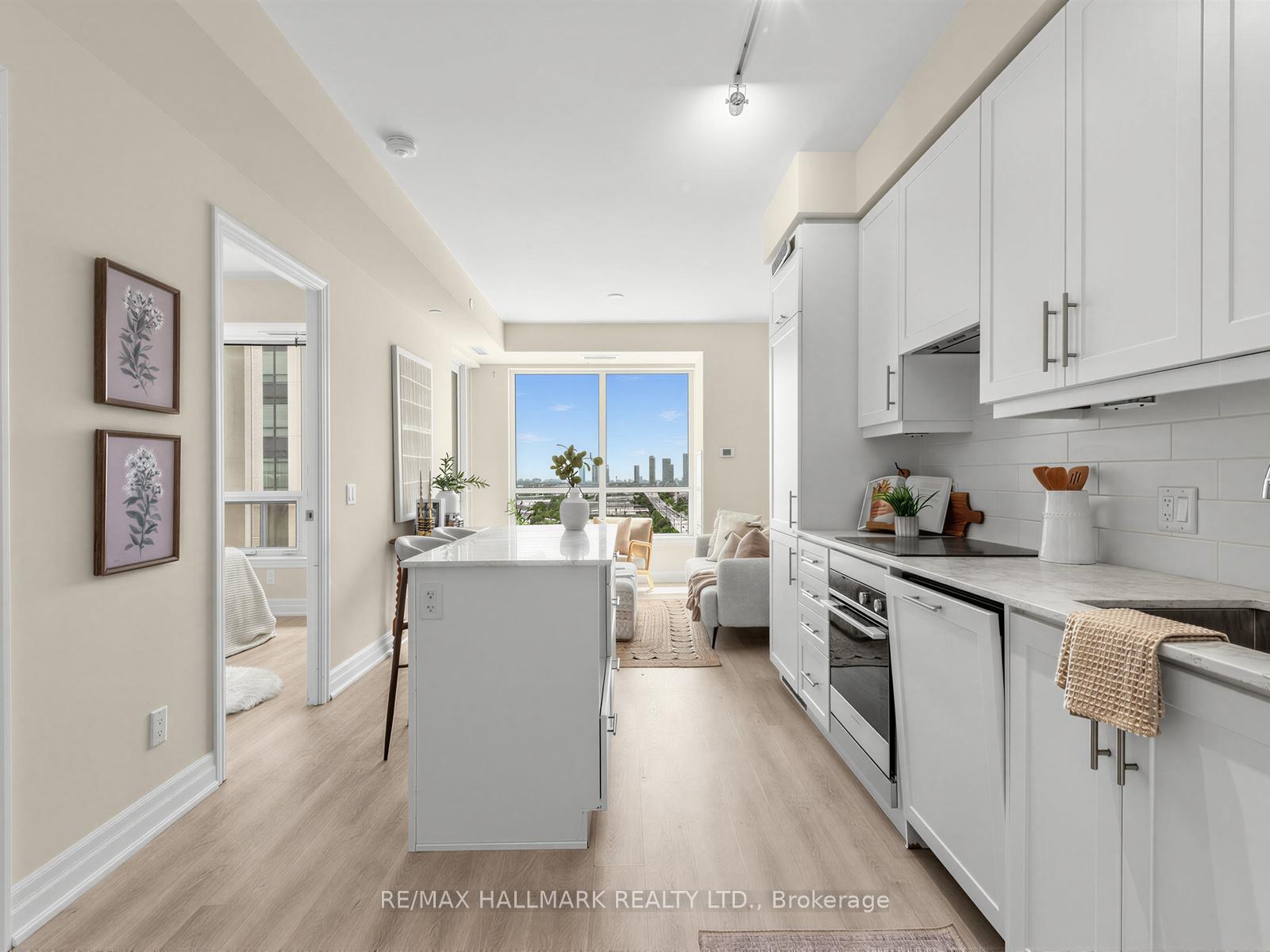 Photo 6 of Unit 1507, 9085 Jane Street, Vaughan, Concord — HOMEH