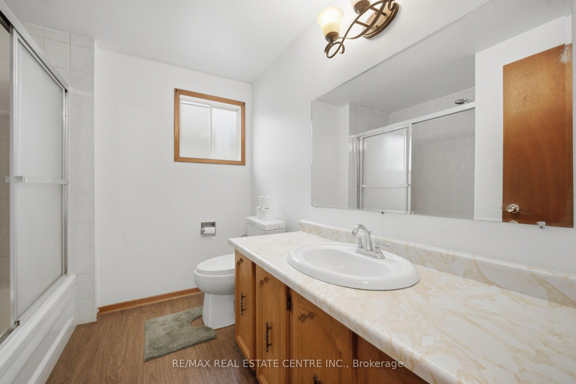 Photo 31 of 32 Dafoe Crescent, Brampton, Fletcher's West — HOMEH