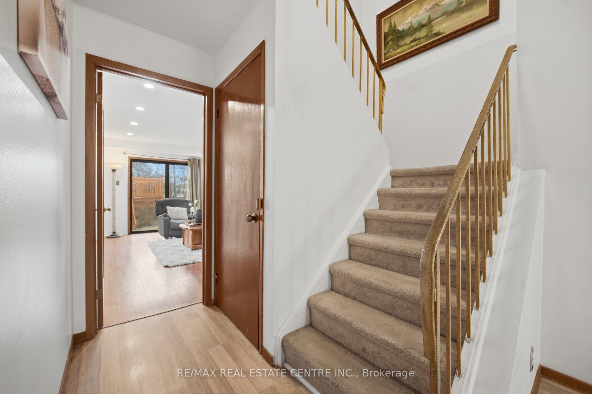 Photo 32 of 32 Dafoe Crescent, Brampton, Fletcher's West — HOMEH