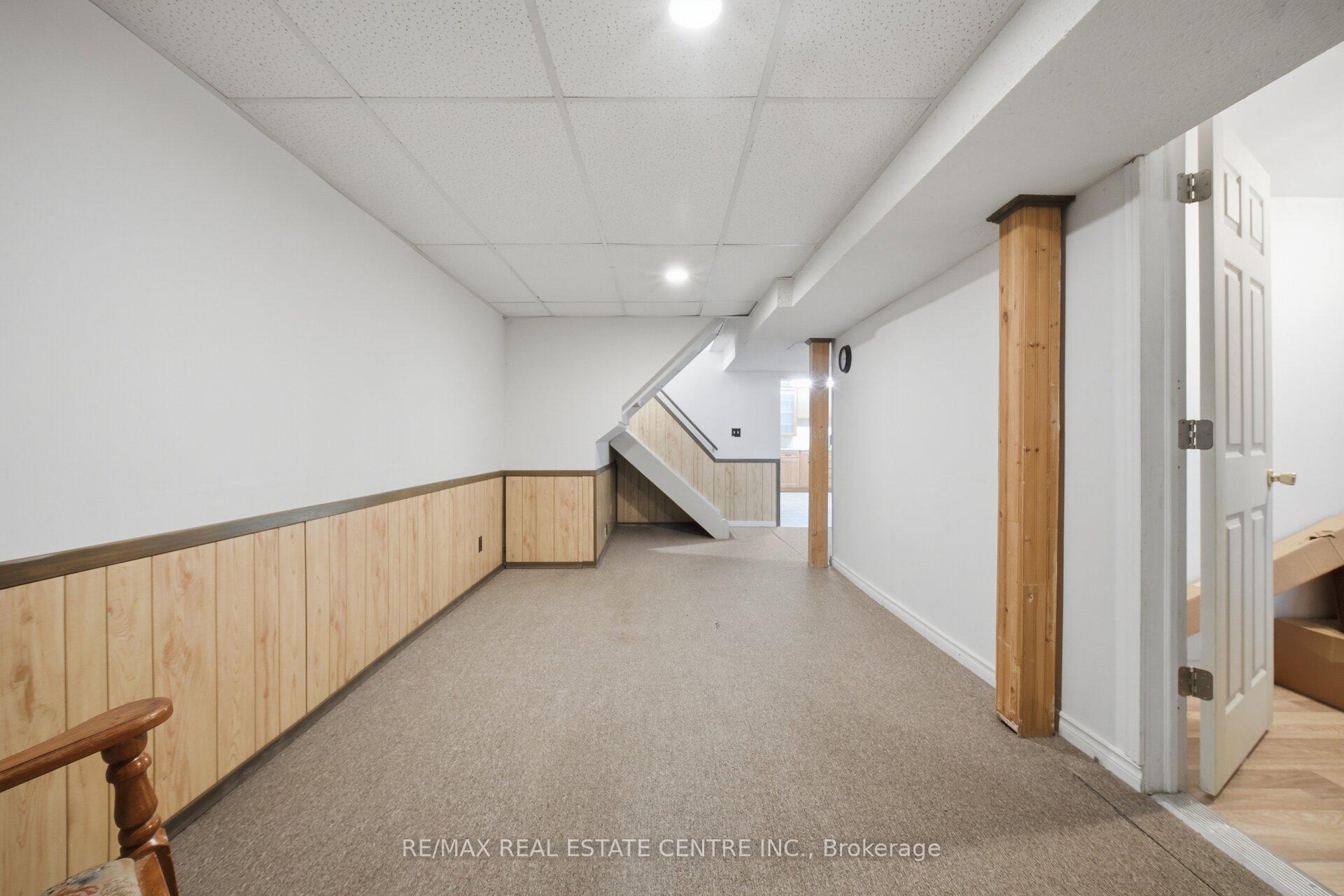 Photo 35 of 32 Dafoe Crescent, Brampton, Fletcher's West — HOMEH