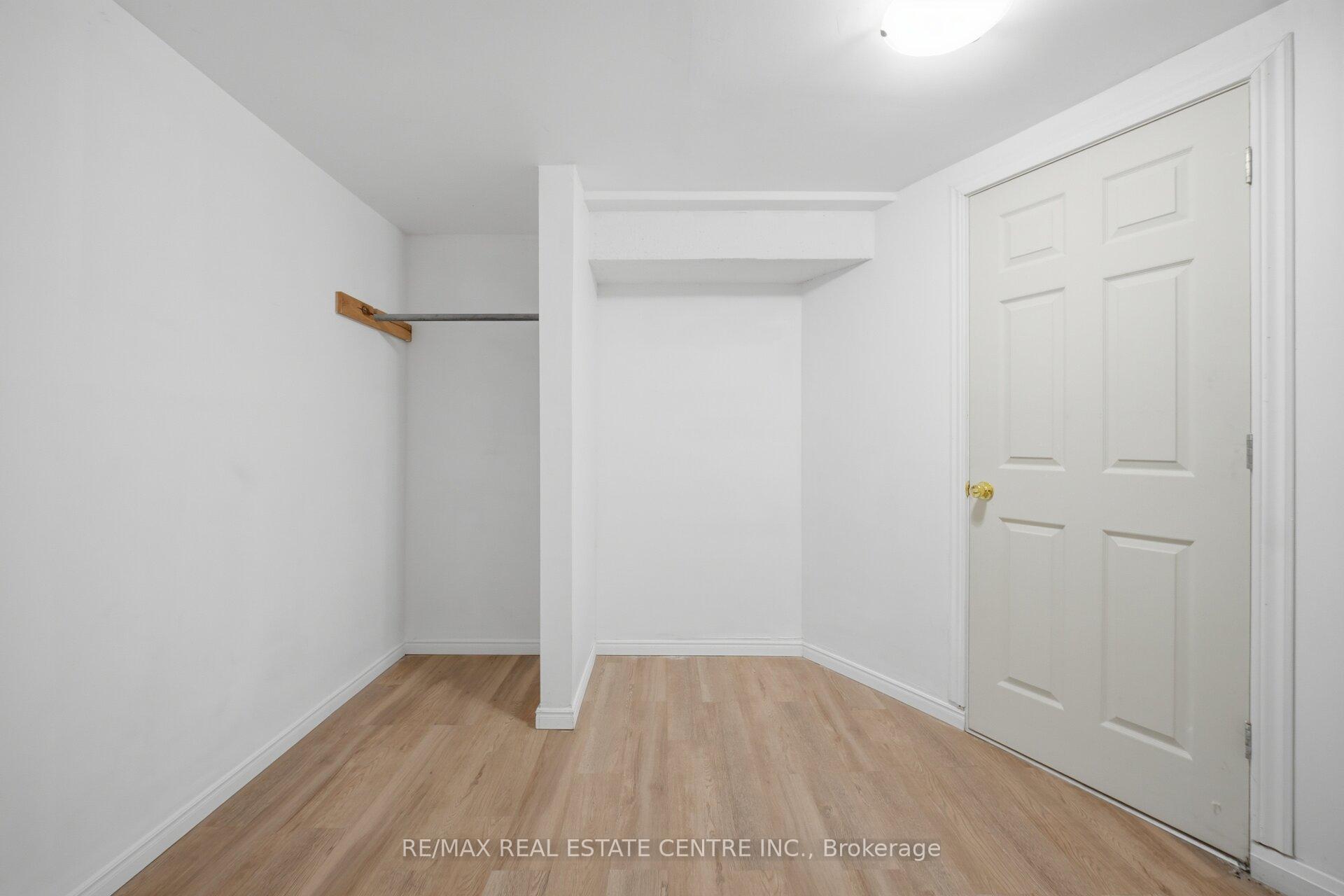 Photo 39 of 32 Dafoe Crescent, Brampton, Fletcher's West — HOMEH