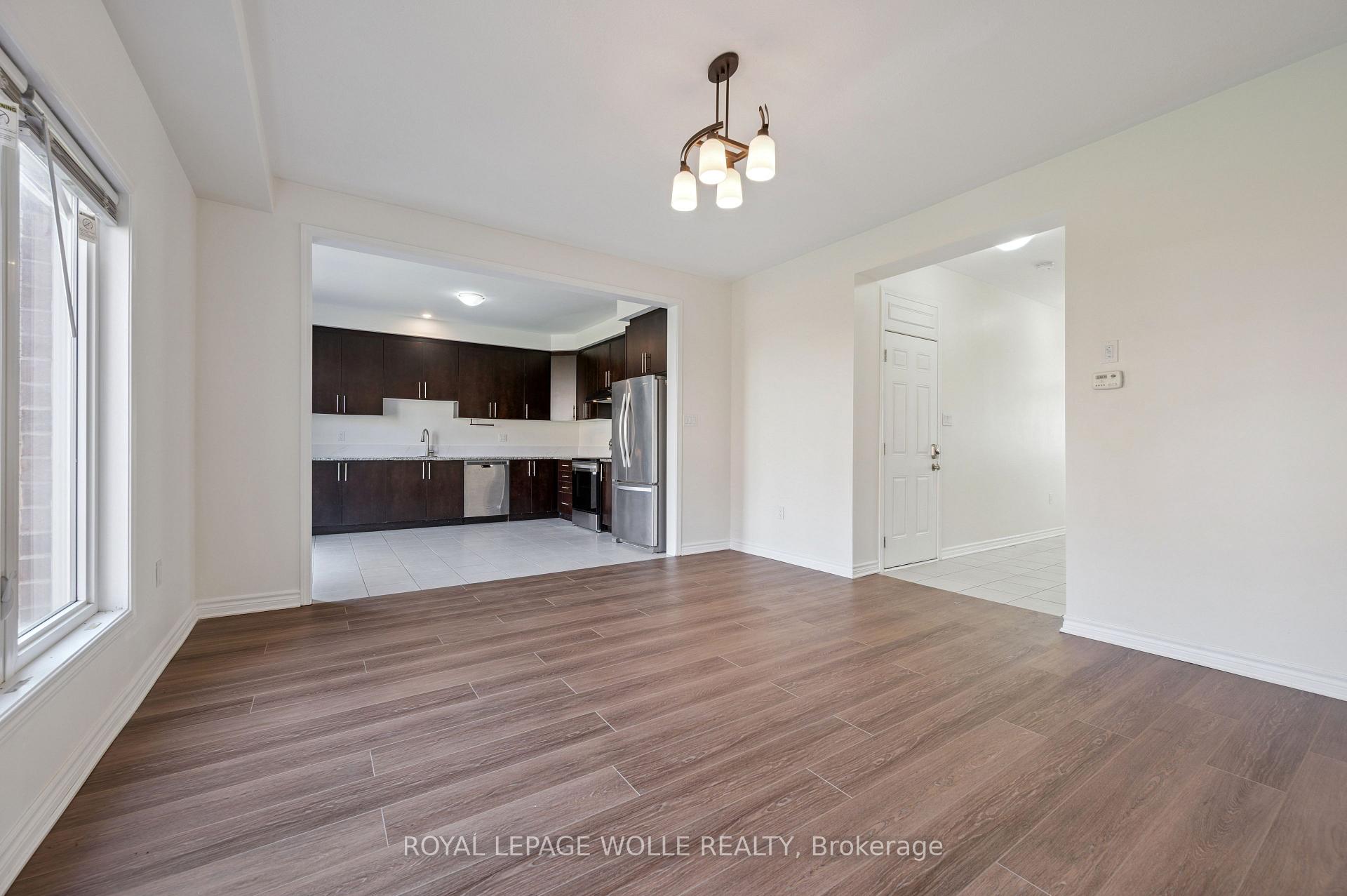 Photo 8 of 267 Grovehill Crescent, Kitchener, Trussler — HOMEH