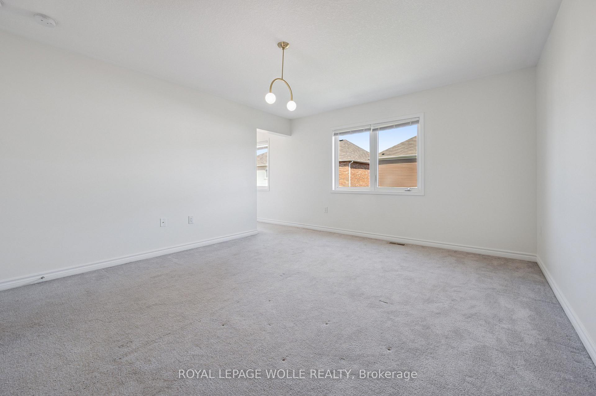 Photo 20 of 267 Grovehill Crescent, Kitchener, Trussler — HOMEH