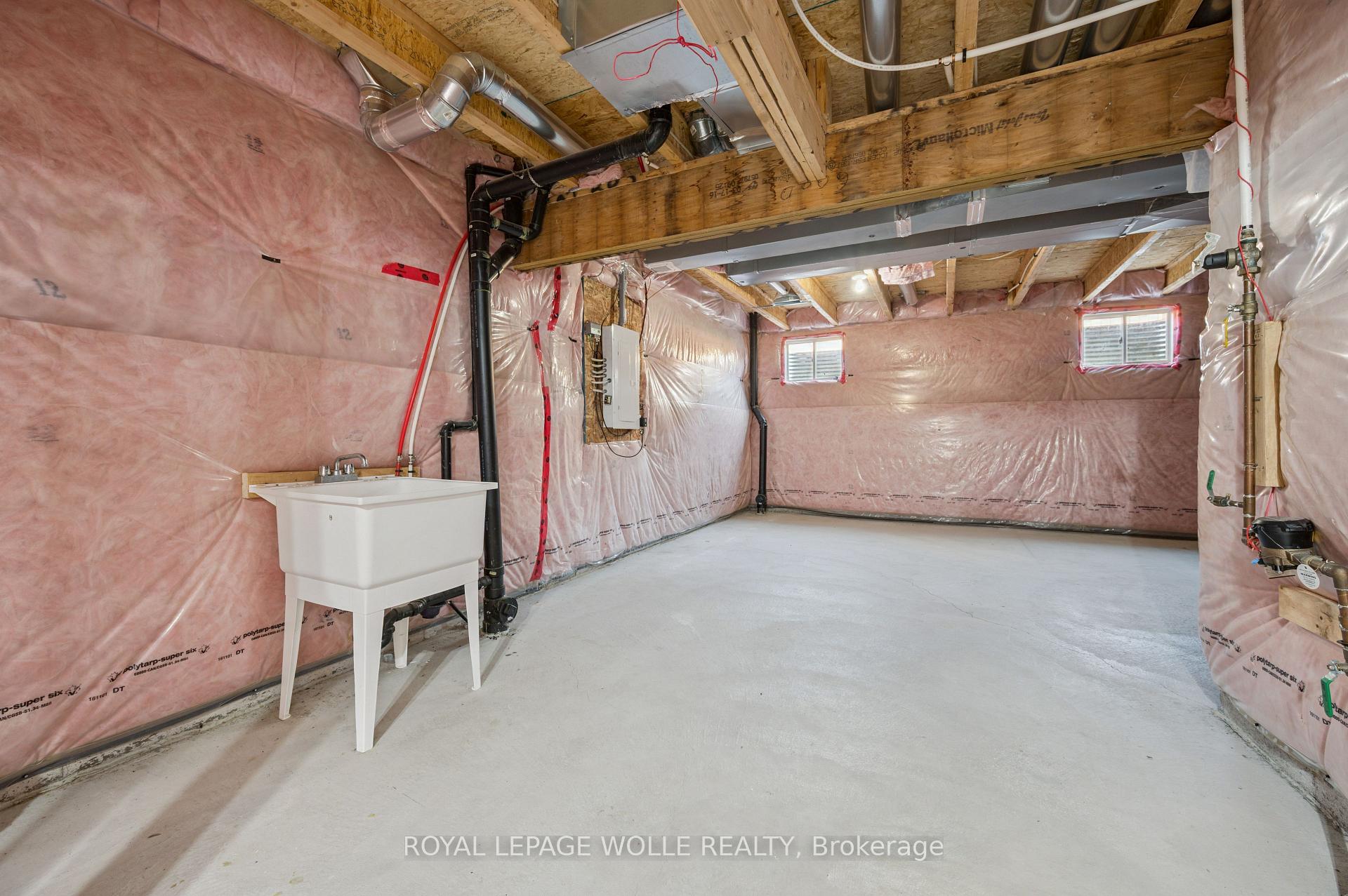 Photo 25 of 267 Grovehill Crescent, Kitchener, Trussler — HOMEH