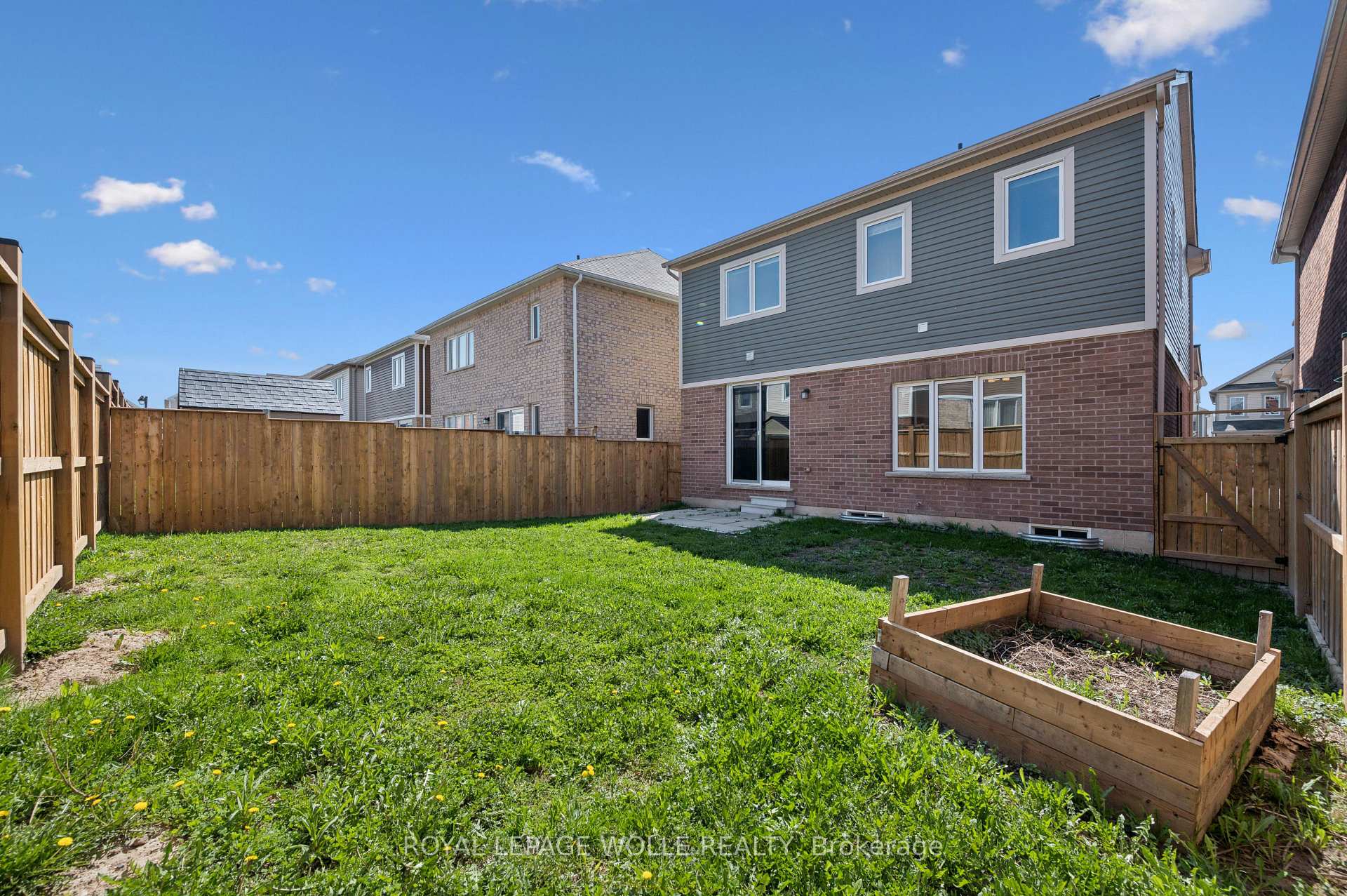 Photo 30 of 267 Grovehill Crescent, Kitchener, Trussler — HOMEH