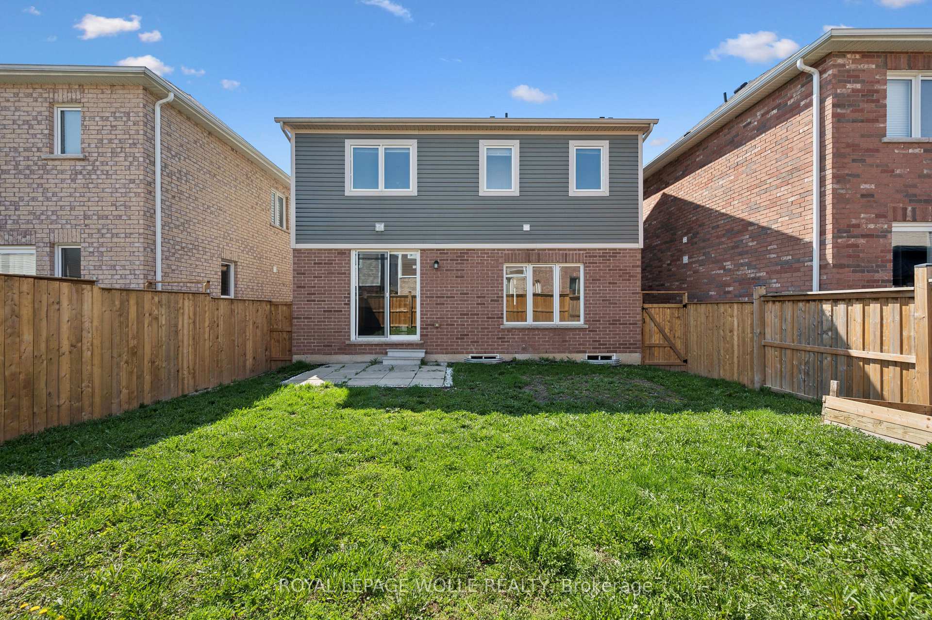 Photo 32 of 267 Grovehill Crescent, Kitchener, Trussler — HOMEH